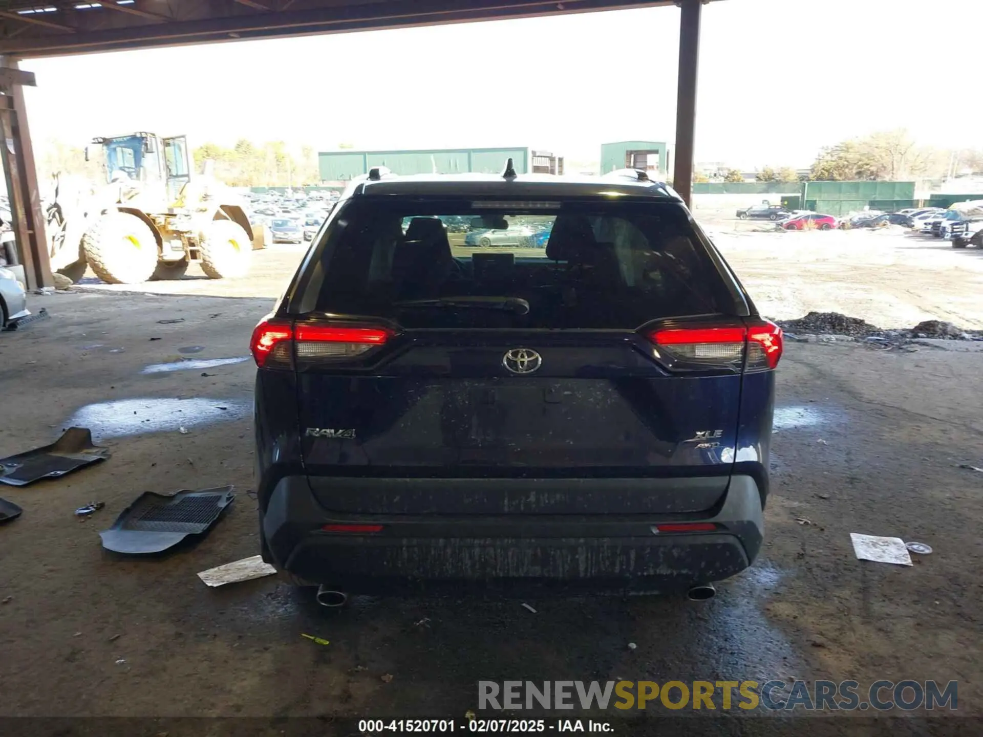 16 Photograph of a damaged car 2T3P1RFV2PW350478 TOYOTA RAV4 2023