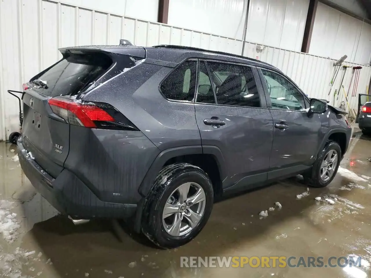 3 Photograph of a damaged car 2T3P1RFV2PW394982 TOYOTA RAV4 2023