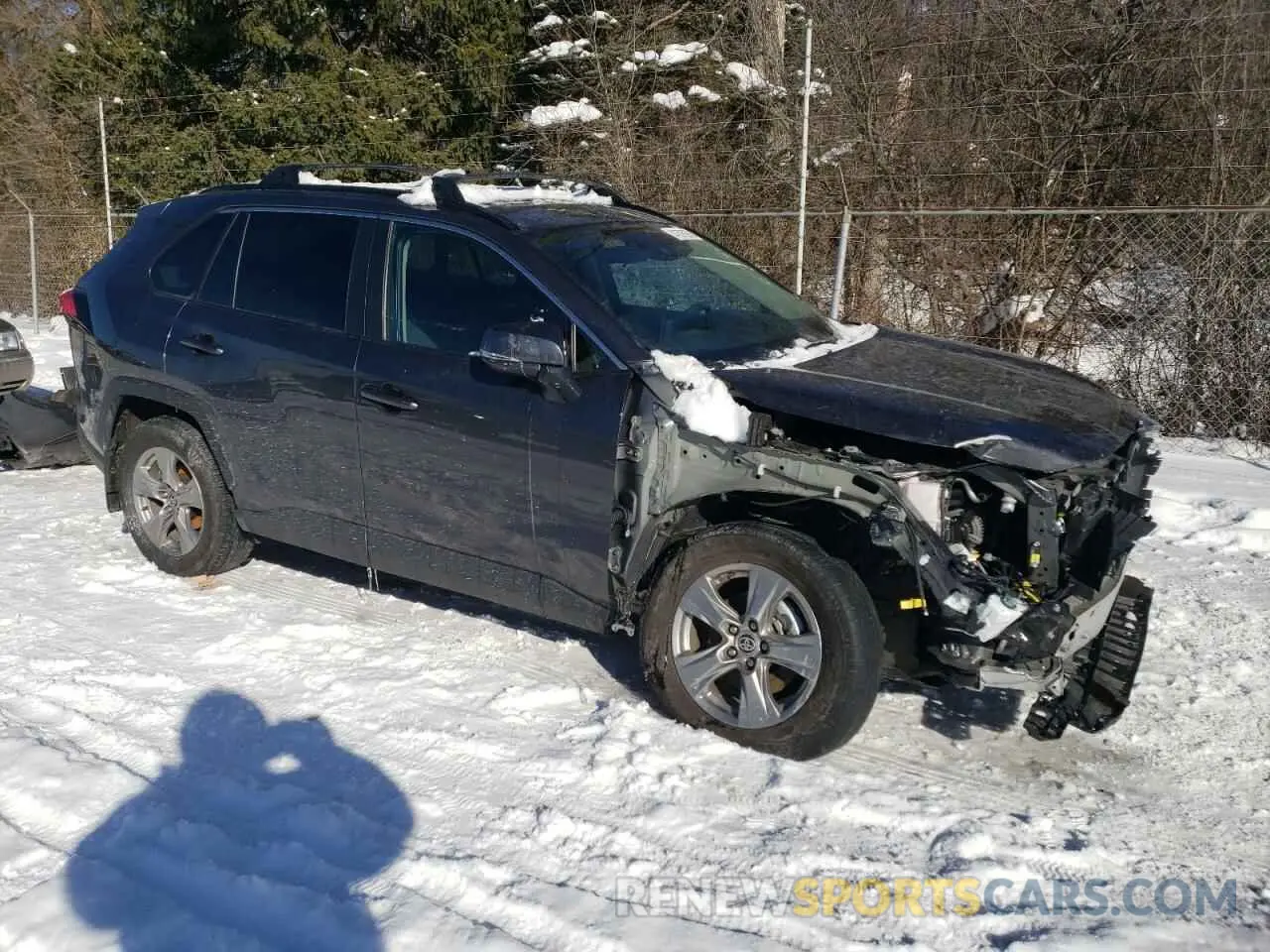 4 Photograph of a damaged car 2T3P1RFV3PC348157 TOYOTA RAV4 2023