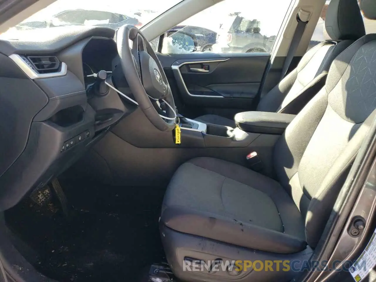 7 Photograph of a damaged car 2T3P1RFV3PC348157 TOYOTA RAV4 2023