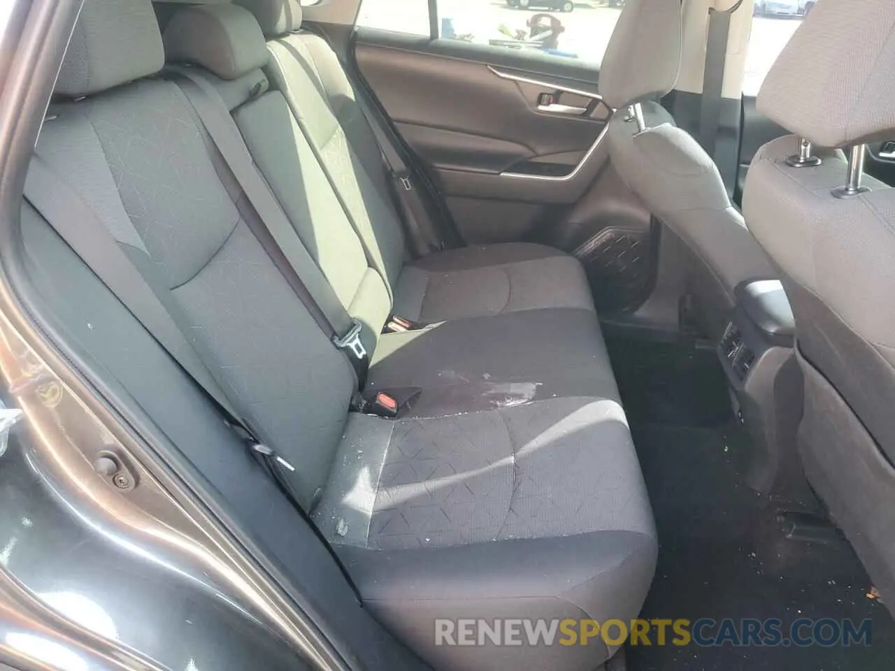 11 Photograph of a damaged car 2T3P1RFV3PC368666 TOYOTA RAV4 2023
