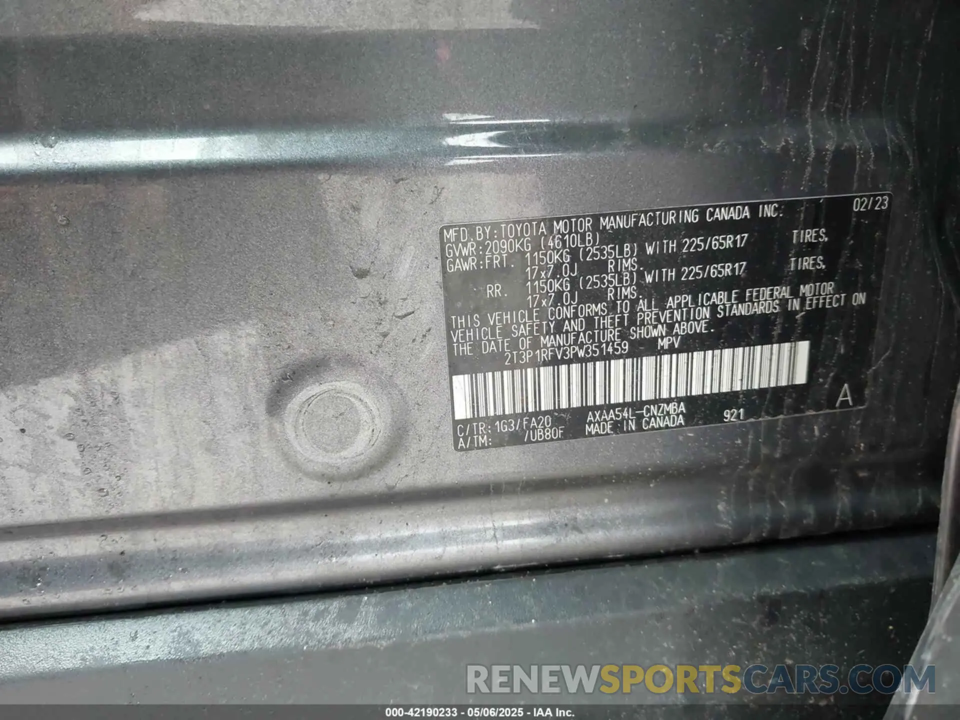 9 Photograph of a damaged car 2T3P1RFV3PW351459 TOYOTA RAV4 2023