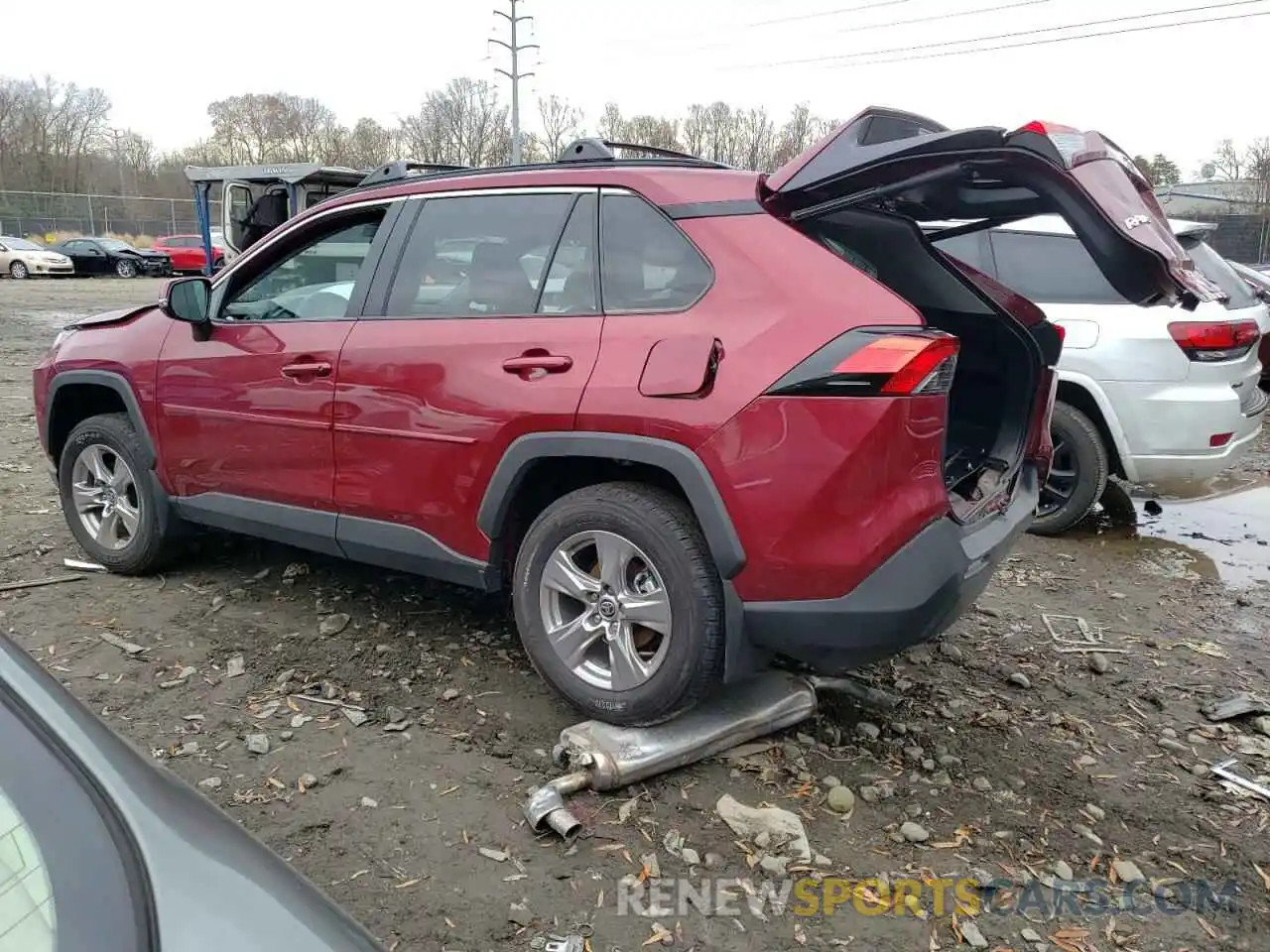 2 Photograph of a damaged car 2T3P1RFV3PW362820 TOYOTA RAV4 2023