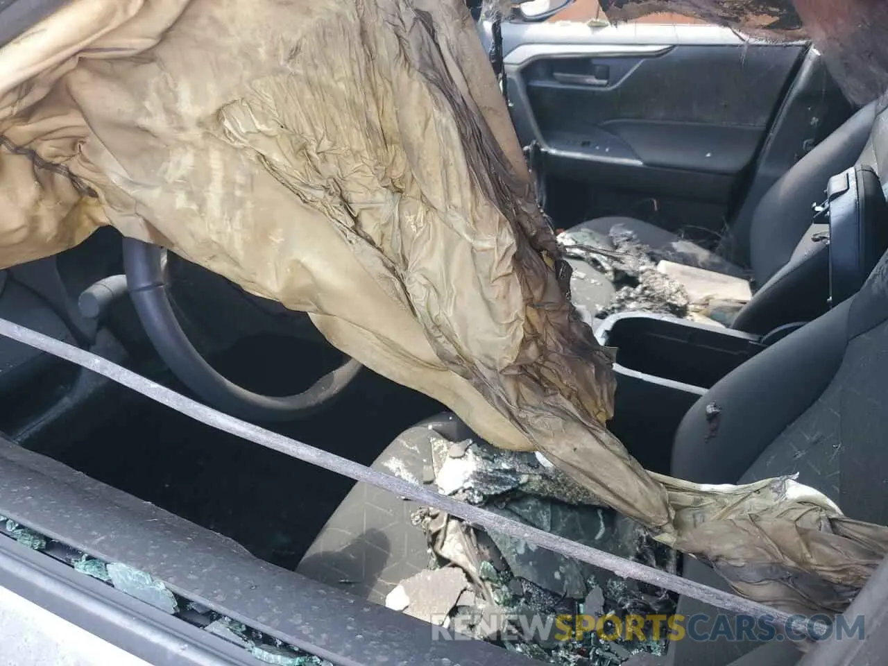 7 Photograph of a damaged car 2T3P1RFV3PW373848 TOYOTA RAV4 2023