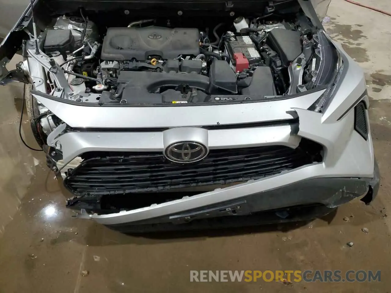 12 Photograph of a damaged car 2T3P1RFV3PW378046 TOYOTA RAV4 2023