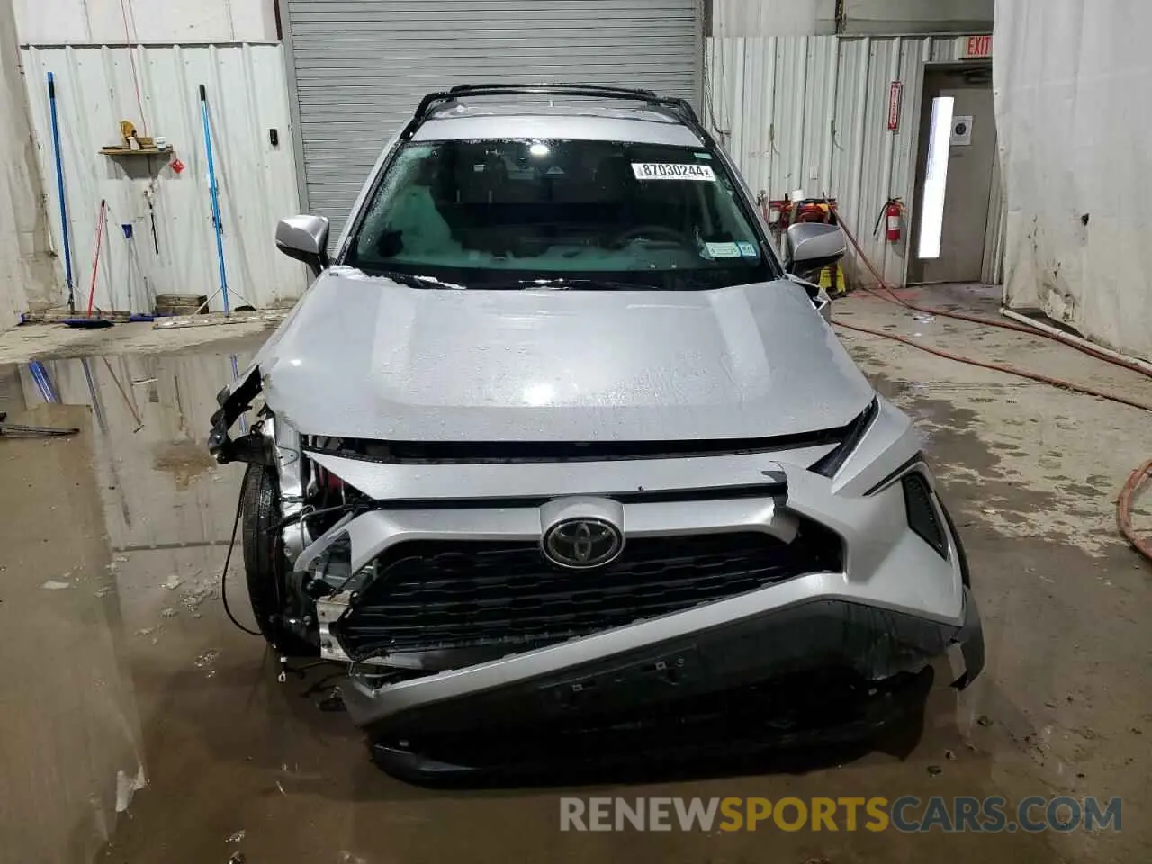 5 Photograph of a damaged car 2T3P1RFV3PW378046 TOYOTA RAV4 2023