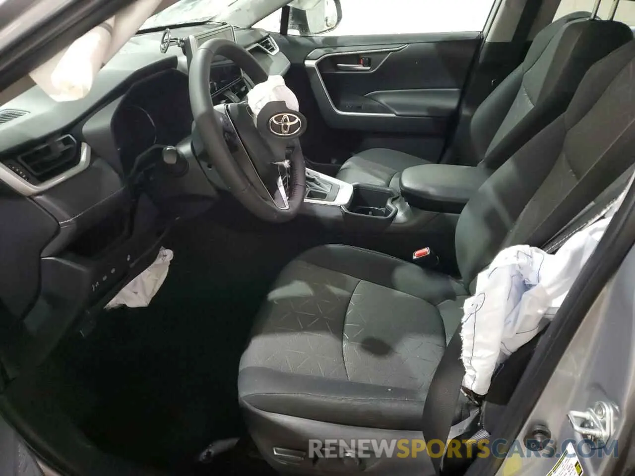7 Photograph of a damaged car 2T3P1RFV3PW378046 TOYOTA RAV4 2023