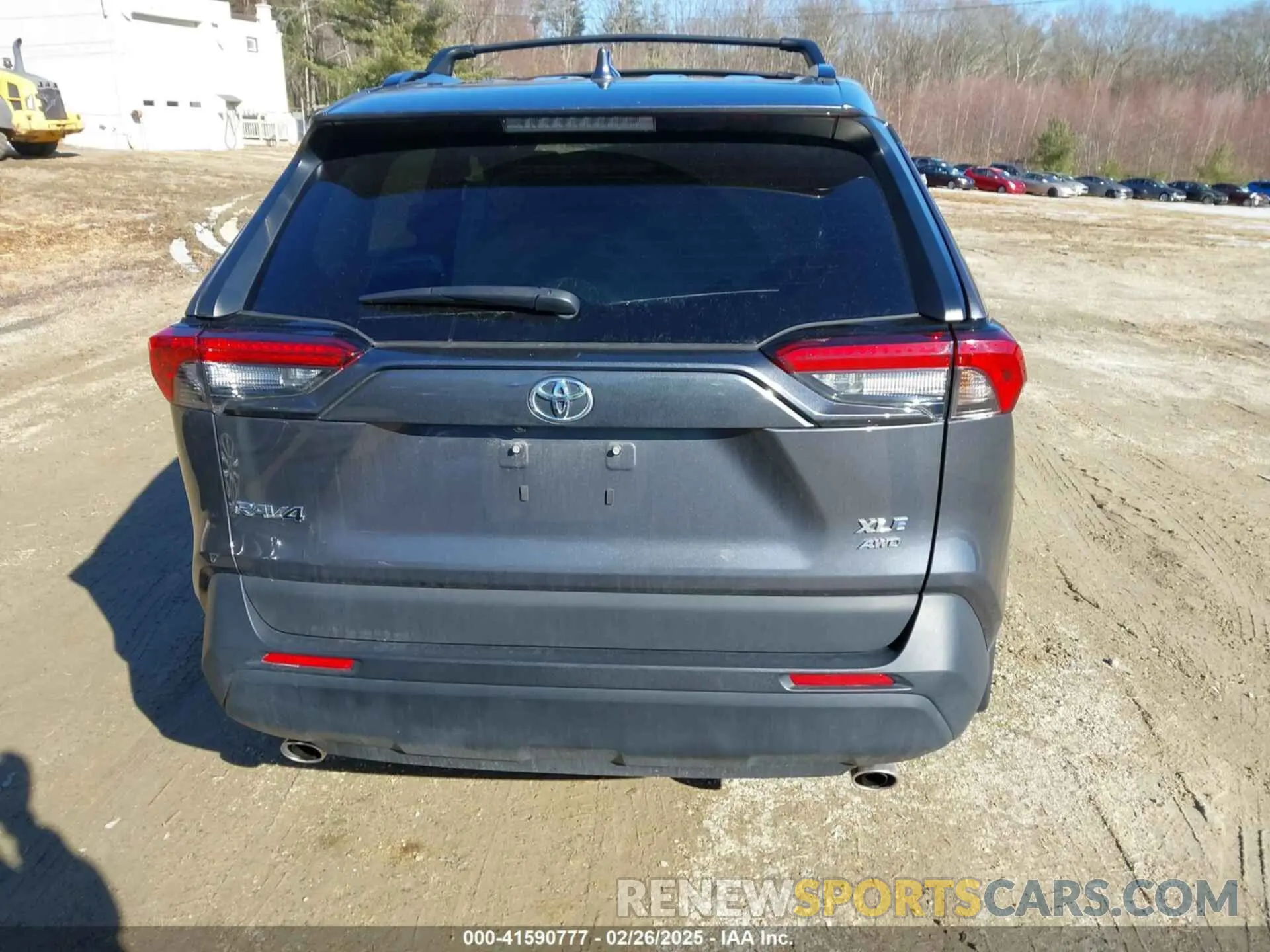 17 Photograph of a damaged car 2T3P1RFV3PW397552 TOYOTA RAV4 2023