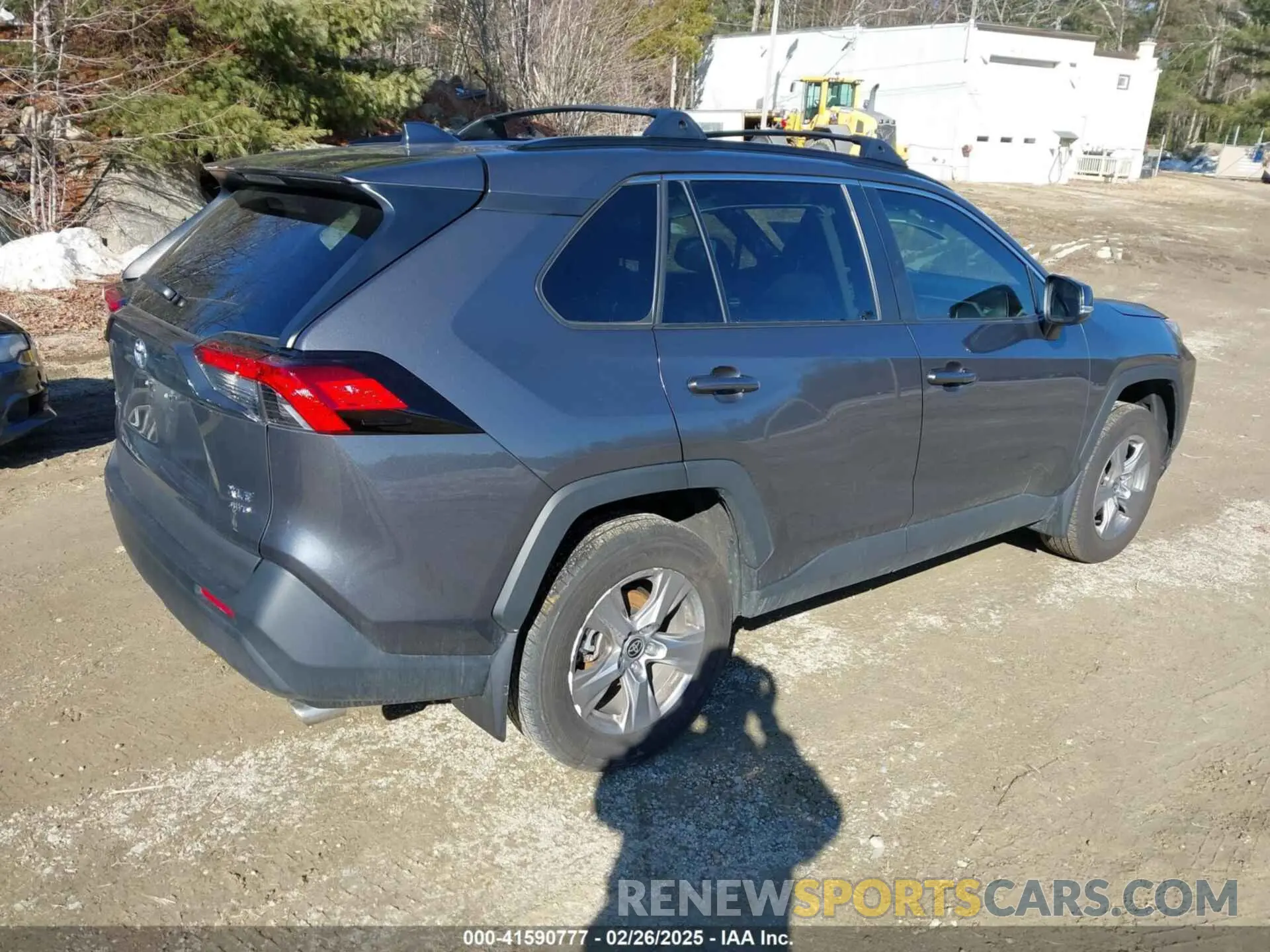 4 Photograph of a damaged car 2T3P1RFV3PW397552 TOYOTA RAV4 2023