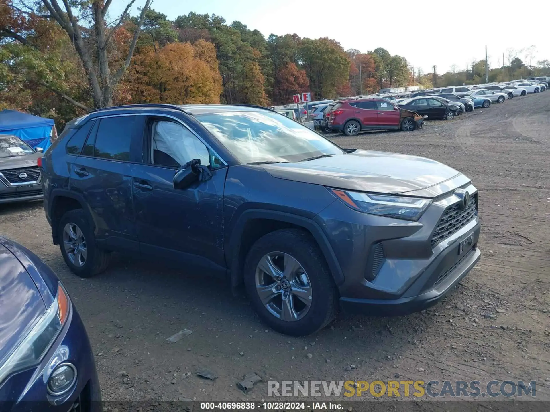 13 Photograph of a damaged car 2T3P1RFV4PW392358 TOYOTA RAV4 2023