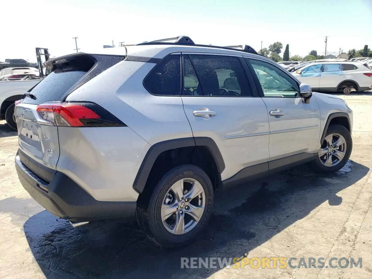 3 Photograph of a damaged car 2T3P1RFV4PW397947 TOYOTA RAV4 2023