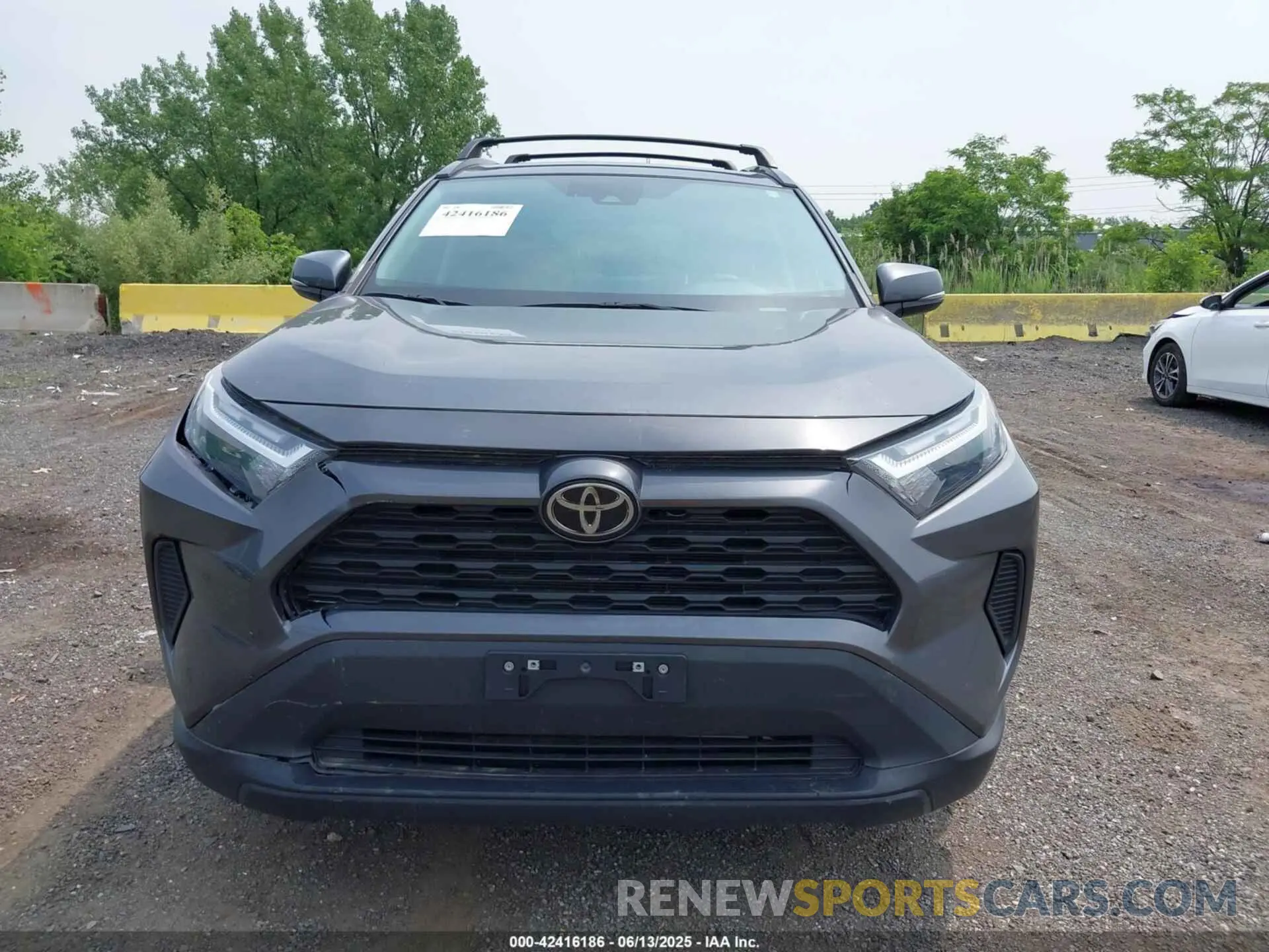 12 Photograph of a damaged car 2T3P1RFV5PC369009 TOYOTA RAV4 2023