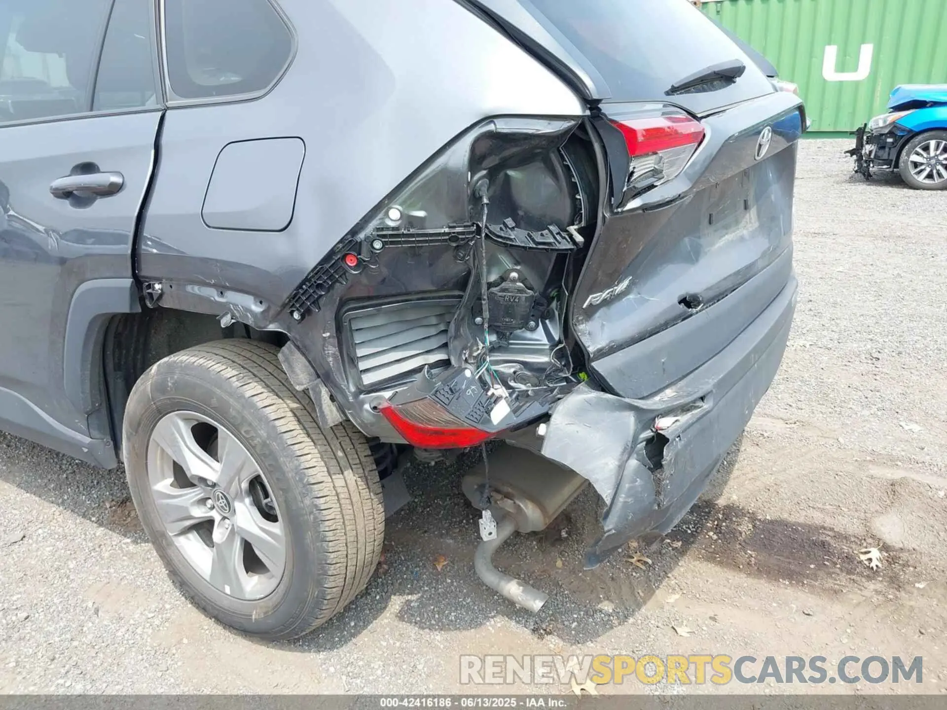 6 Photograph of a damaged car 2T3P1RFV5PC369009 TOYOTA RAV4 2023