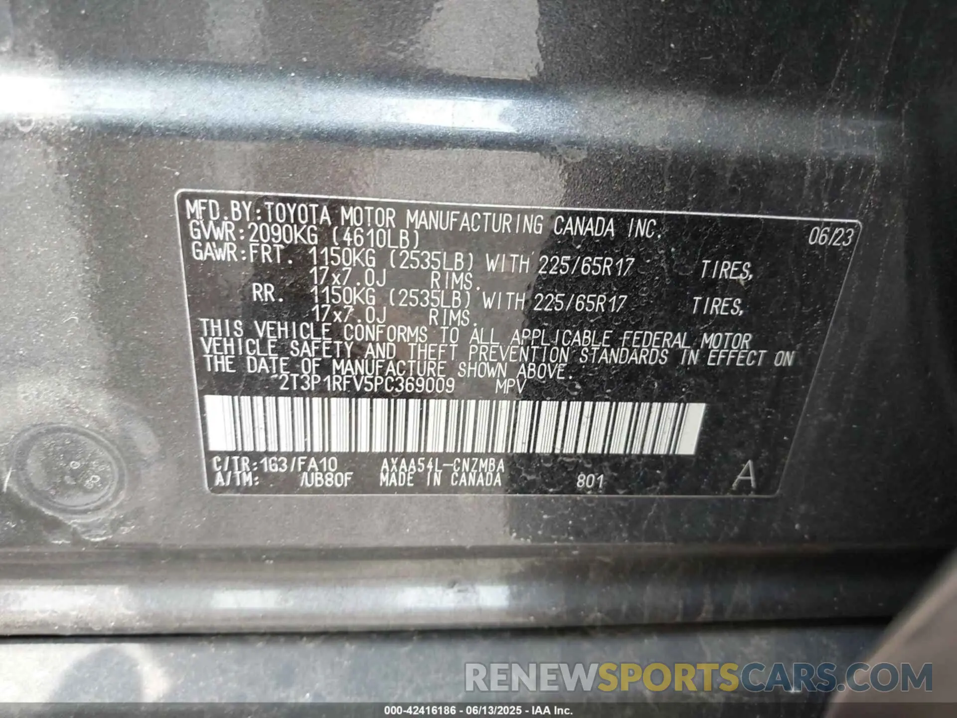 9 Photograph of a damaged car 2T3P1RFV5PC369009 TOYOTA RAV4 2023
