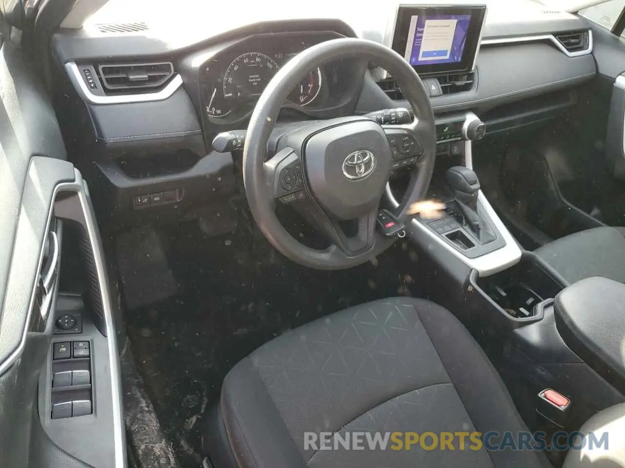 8 Photograph of a damaged car 2T3P1RFV5PC373660 TOYOTA RAV4 2023