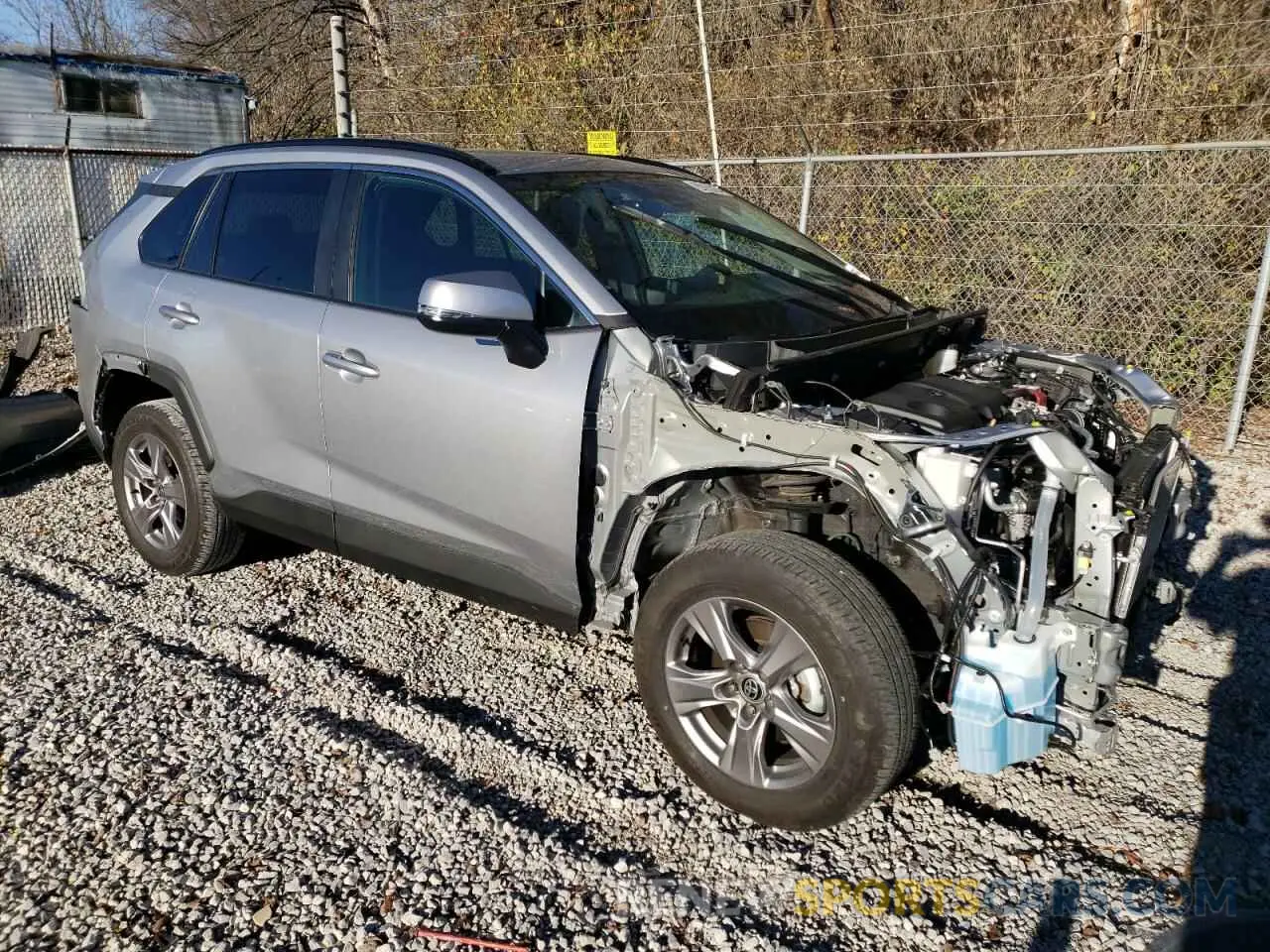 4 Photograph of a damaged car 2T3P1RFV5PC389325 TOYOTA RAV4 2023