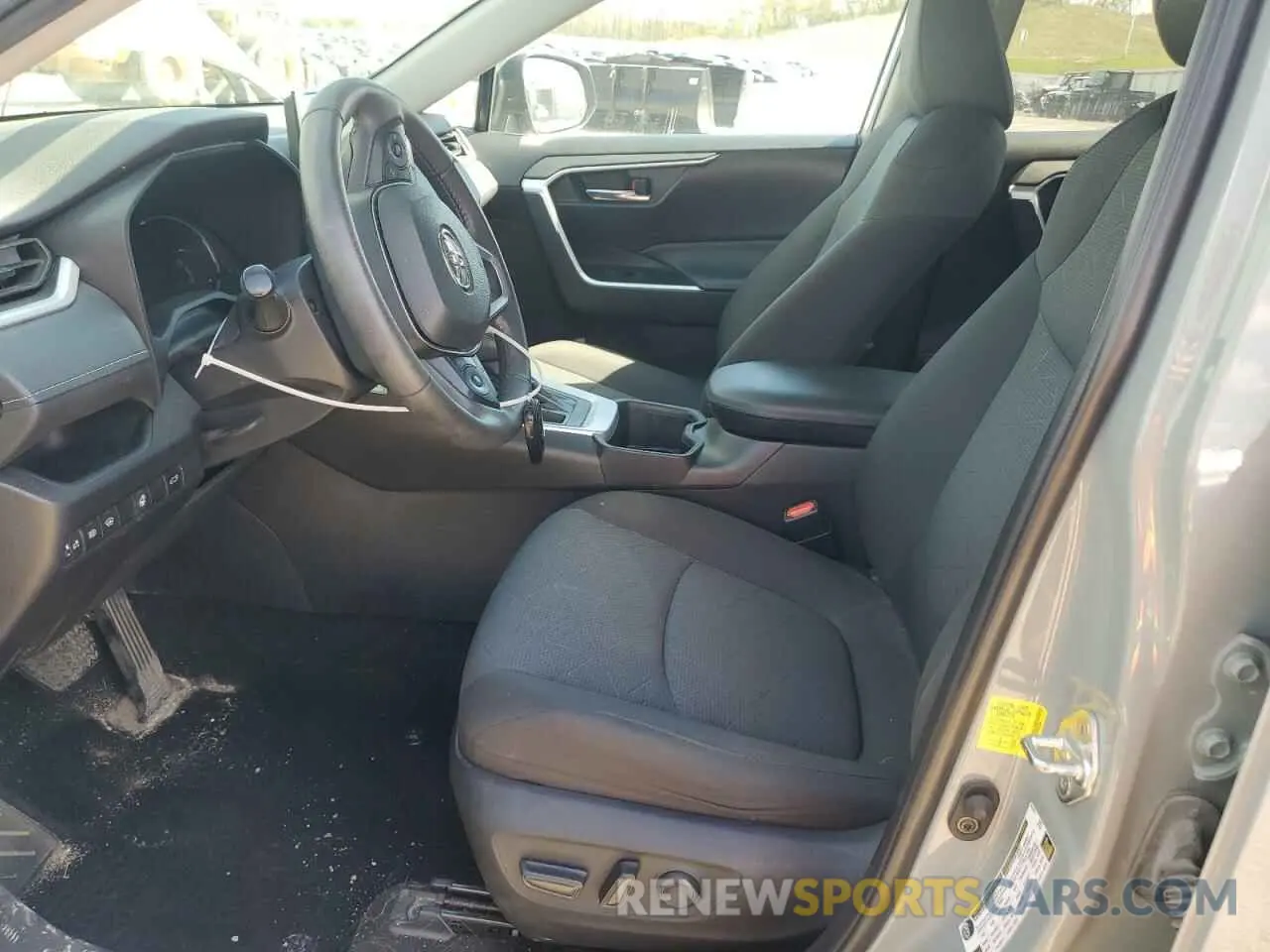 7 Photograph of a damaged car 2T3P1RFV5PW335246 TOYOTA RAV4 2023