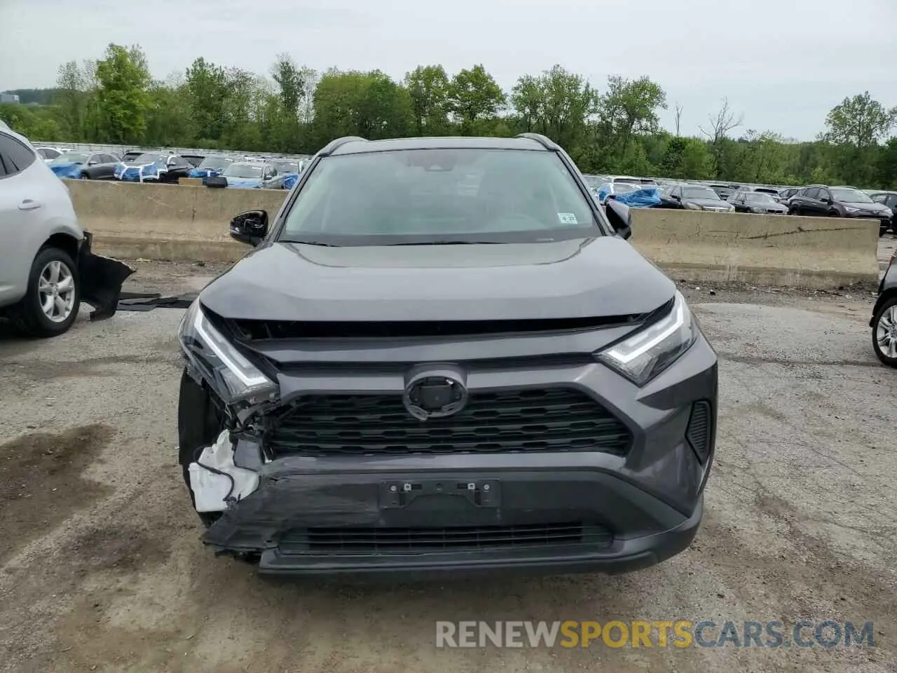 5 Photograph of a damaged car 2T3P1RFV5PW358560 TOYOTA RAV4 2023