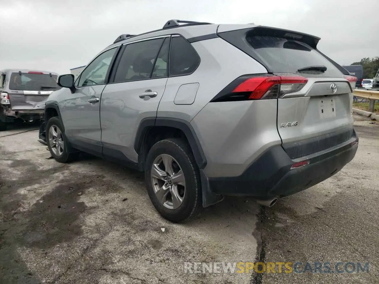 2 Photograph of a damaged car 2T3P1RFV5PW364391 TOYOTA RAV4 2023