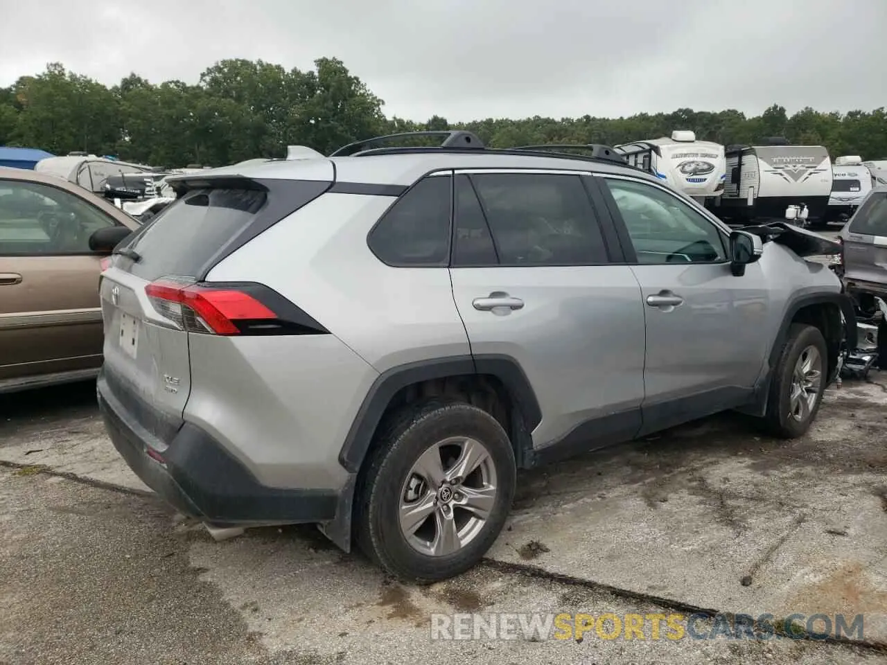 3 Photograph of a damaged car 2T3P1RFV5PW364391 TOYOTA RAV4 2023