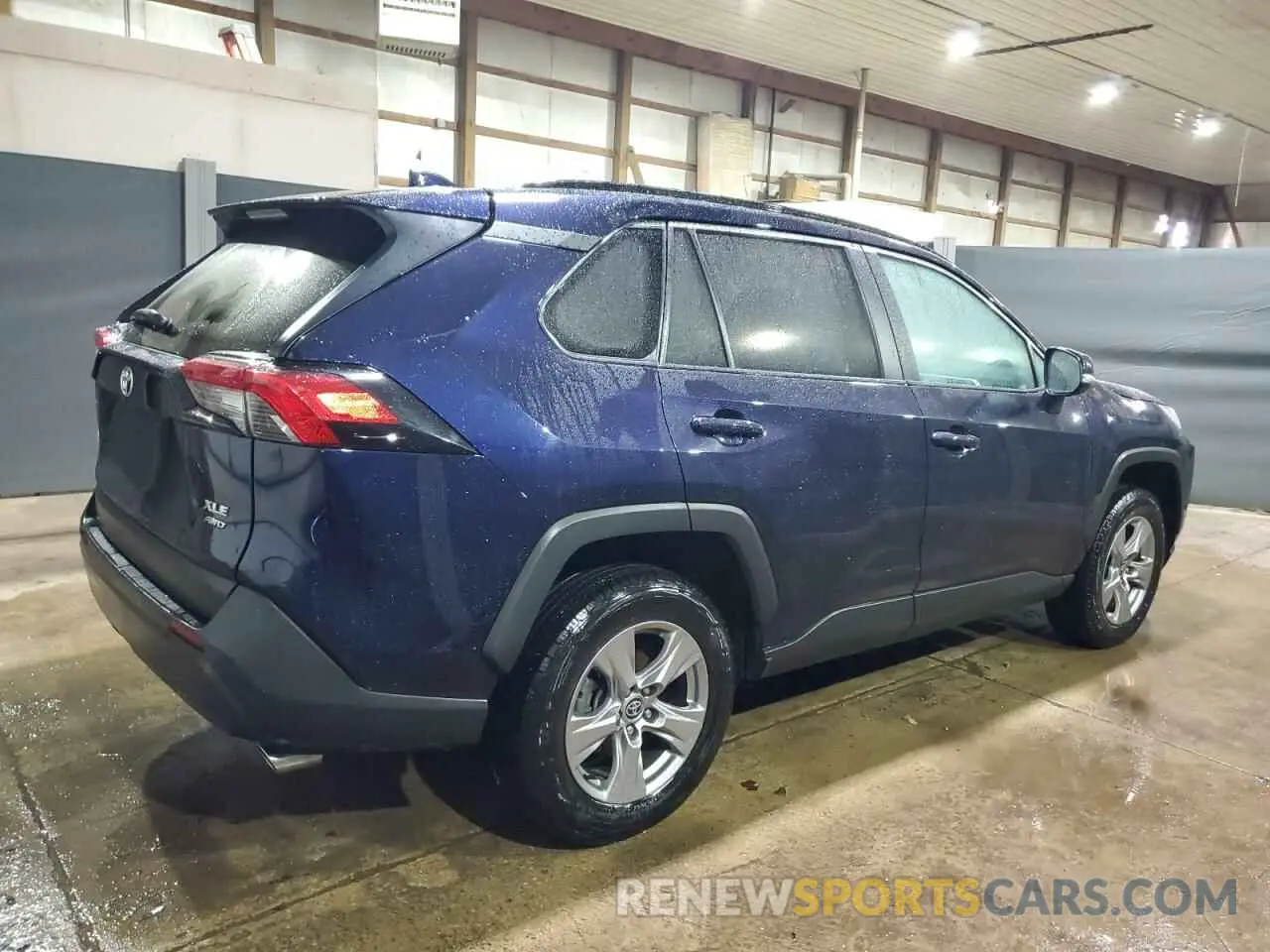 3 Photograph of a damaged car 2T3P1RFV5PW375536 TOYOTA RAV4 2023