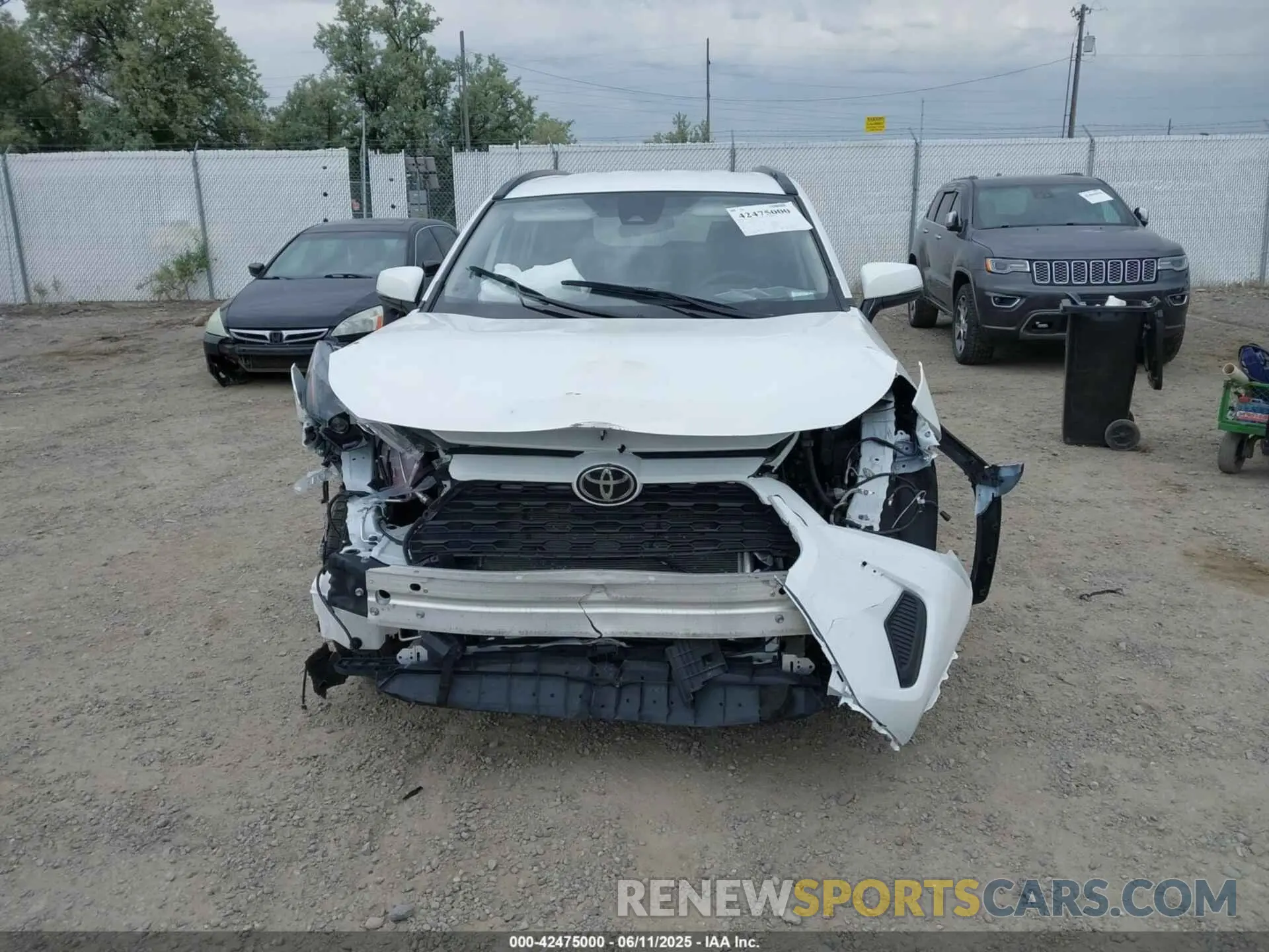 12 Photograph of a damaged car 2T3P1RFV5PW376458 TOYOTA RAV4 2023