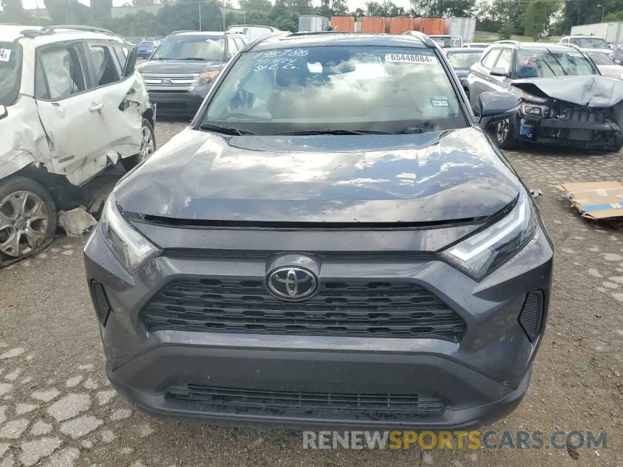 5 Photograph of a damaged car 2T3P1RFV5PW380798 TOYOTA RAV4 2023