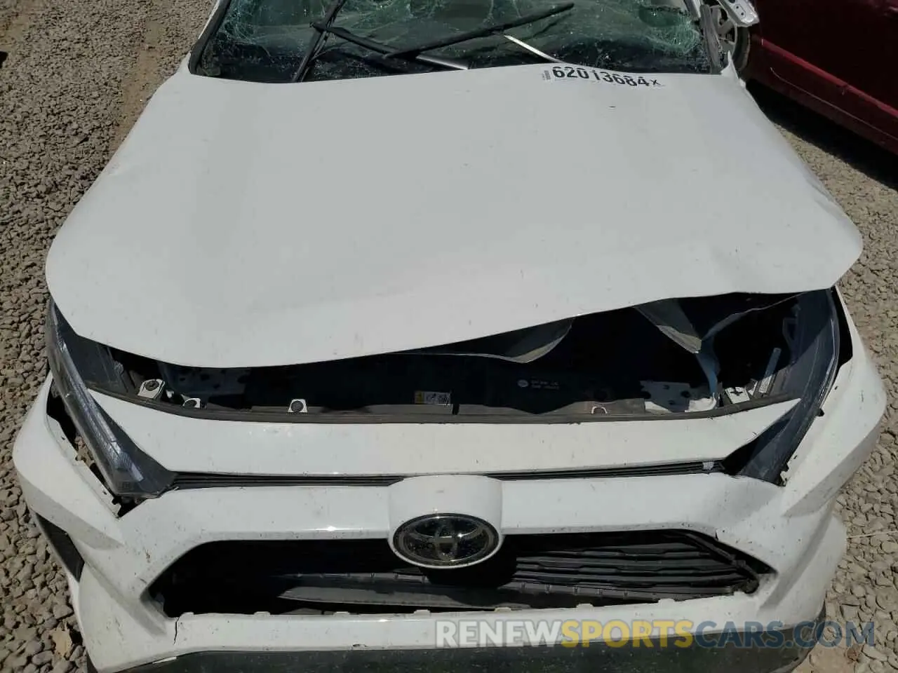 11 Photograph of a damaged car 2T3P1RFV6PC331031 TOYOTA RAV4 2023
