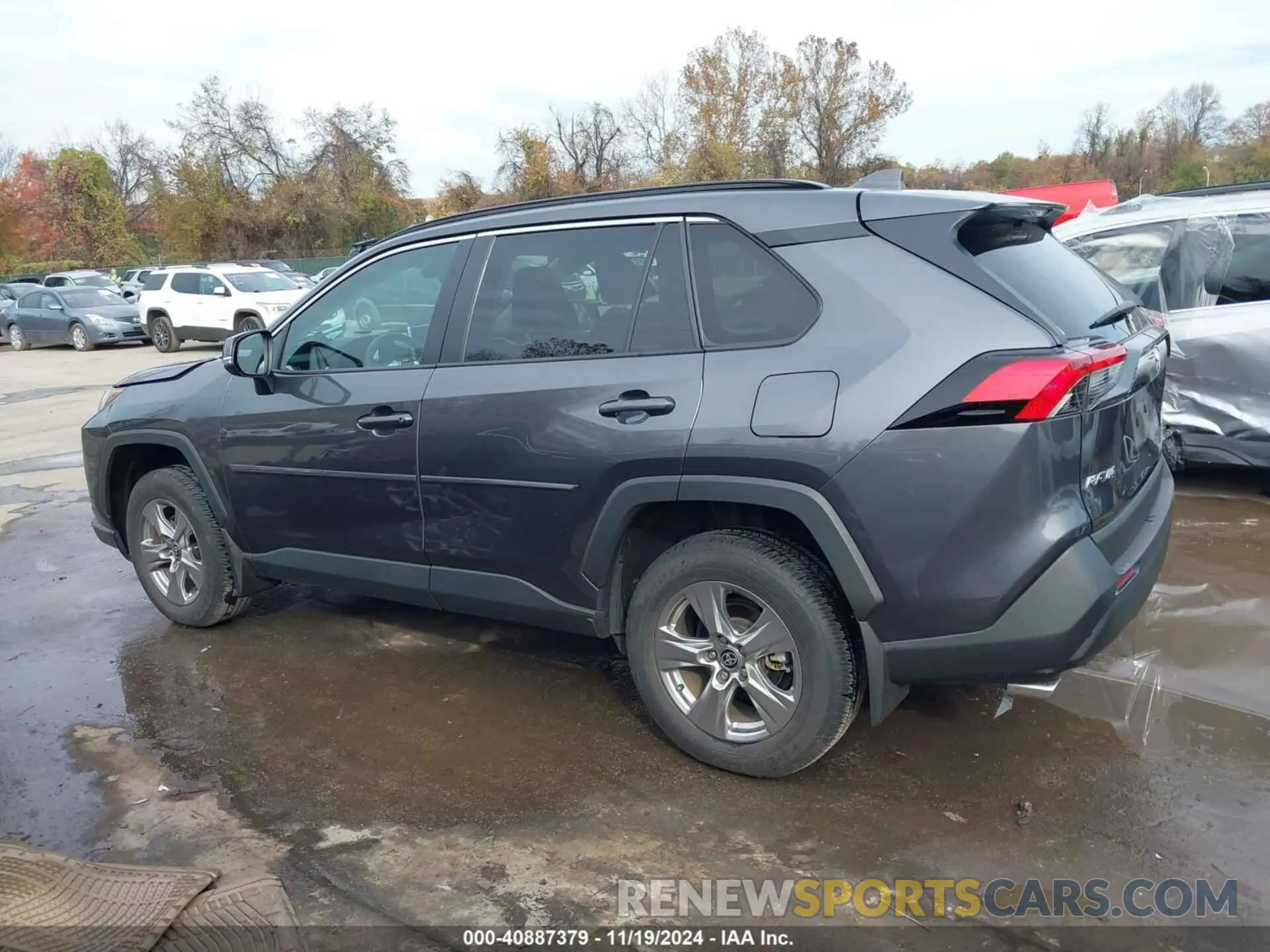 14 Photograph of a damaged car 2T3P1RFV6PC378267 TOYOTA RAV4 2023