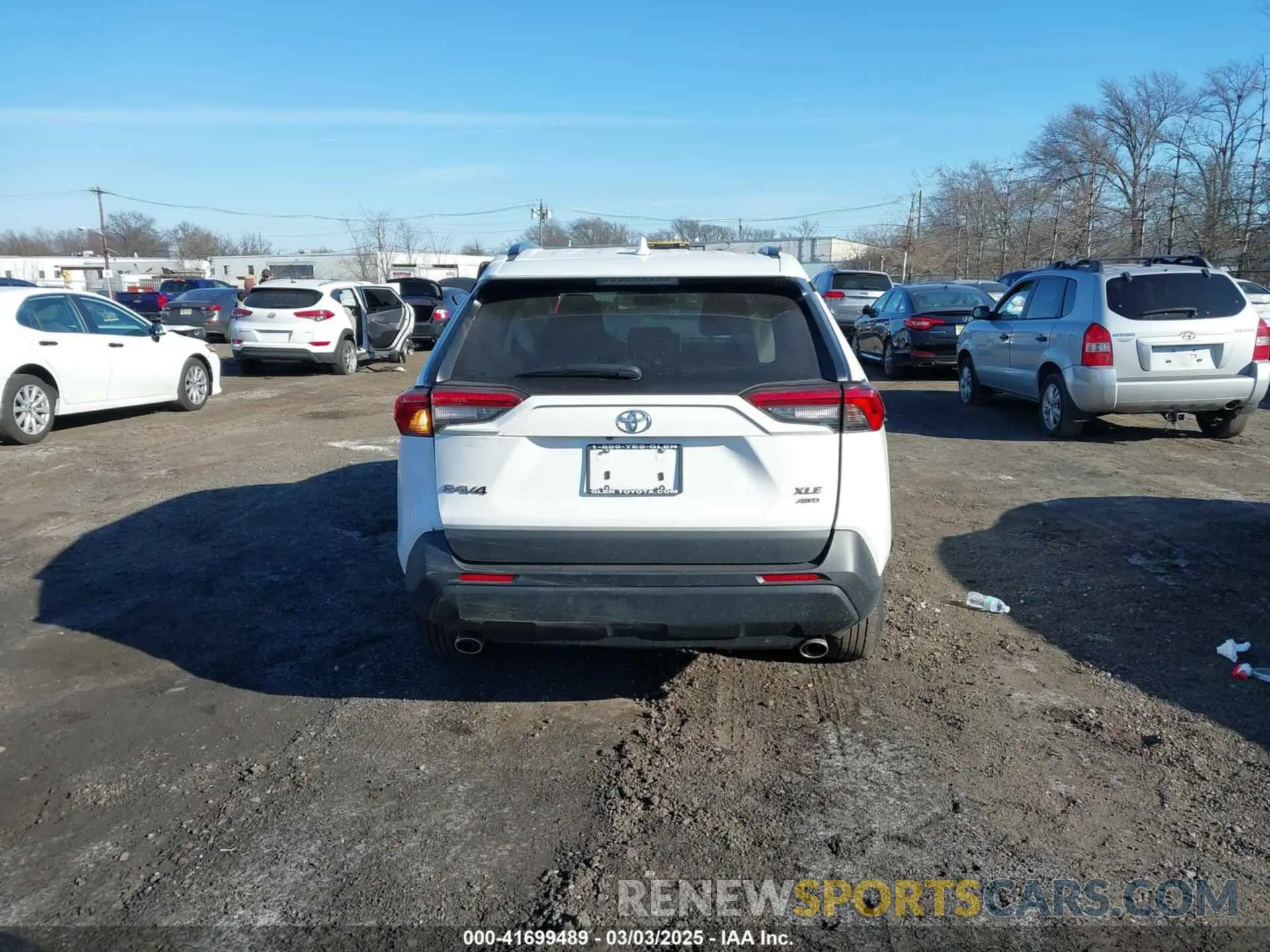 16 Photograph of a damaged car 2T3P1RFV6PC380620 TOYOTA RAV4 2023