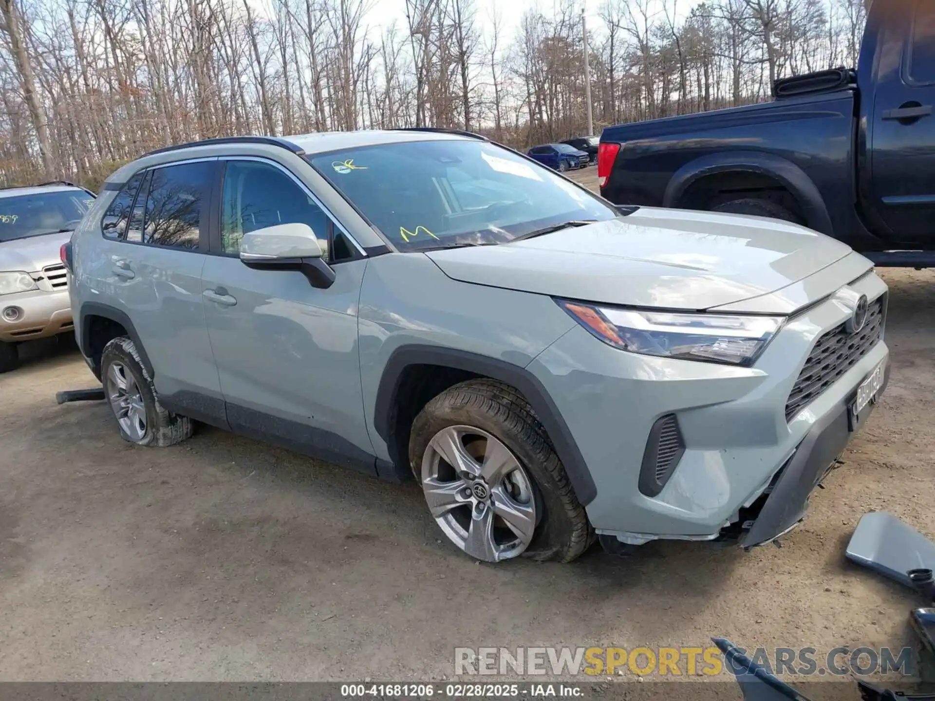 1 Photograph of a damaged car 2T3P1RFV6PW365971 TOYOTA RAV4 2023