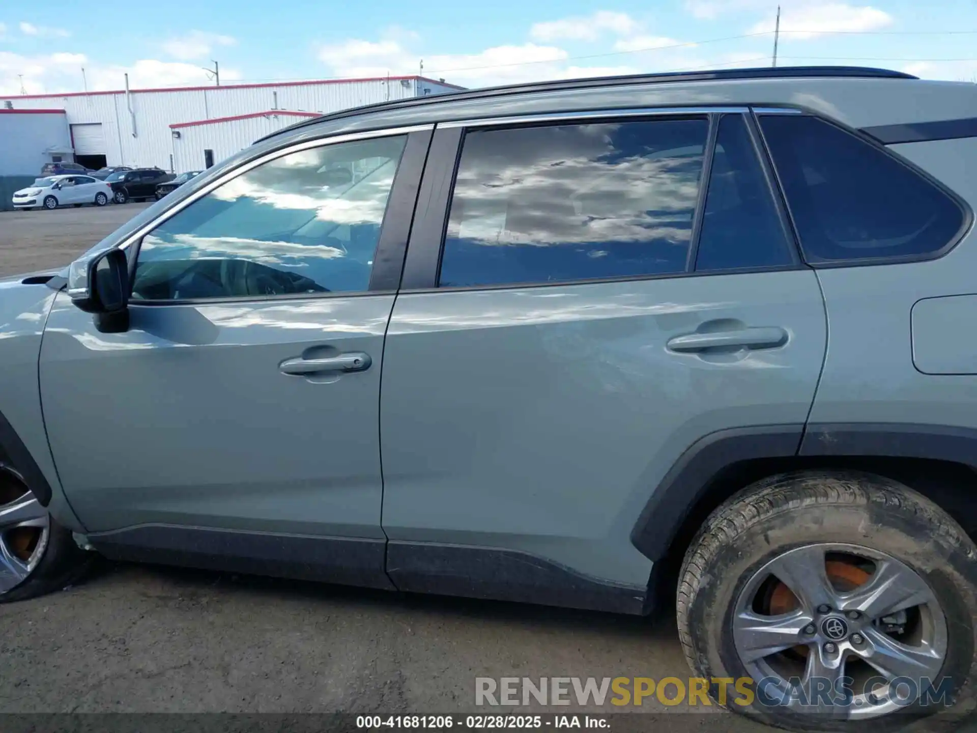 15 Photograph of a damaged car 2T3P1RFV6PW365971 TOYOTA RAV4 2023