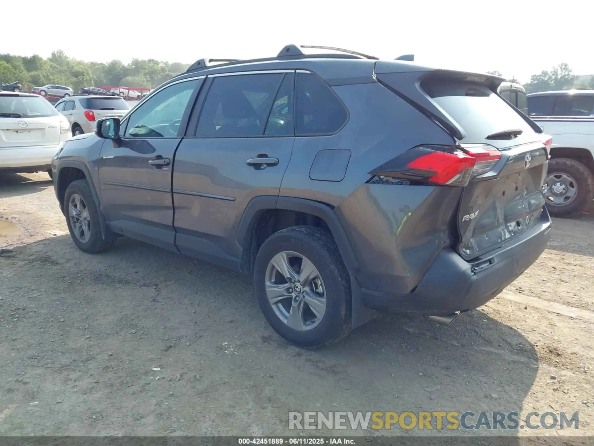 3 Photograph of a damaged car 2T3P1RFV6PW399716 TOYOTA RAV4 2023