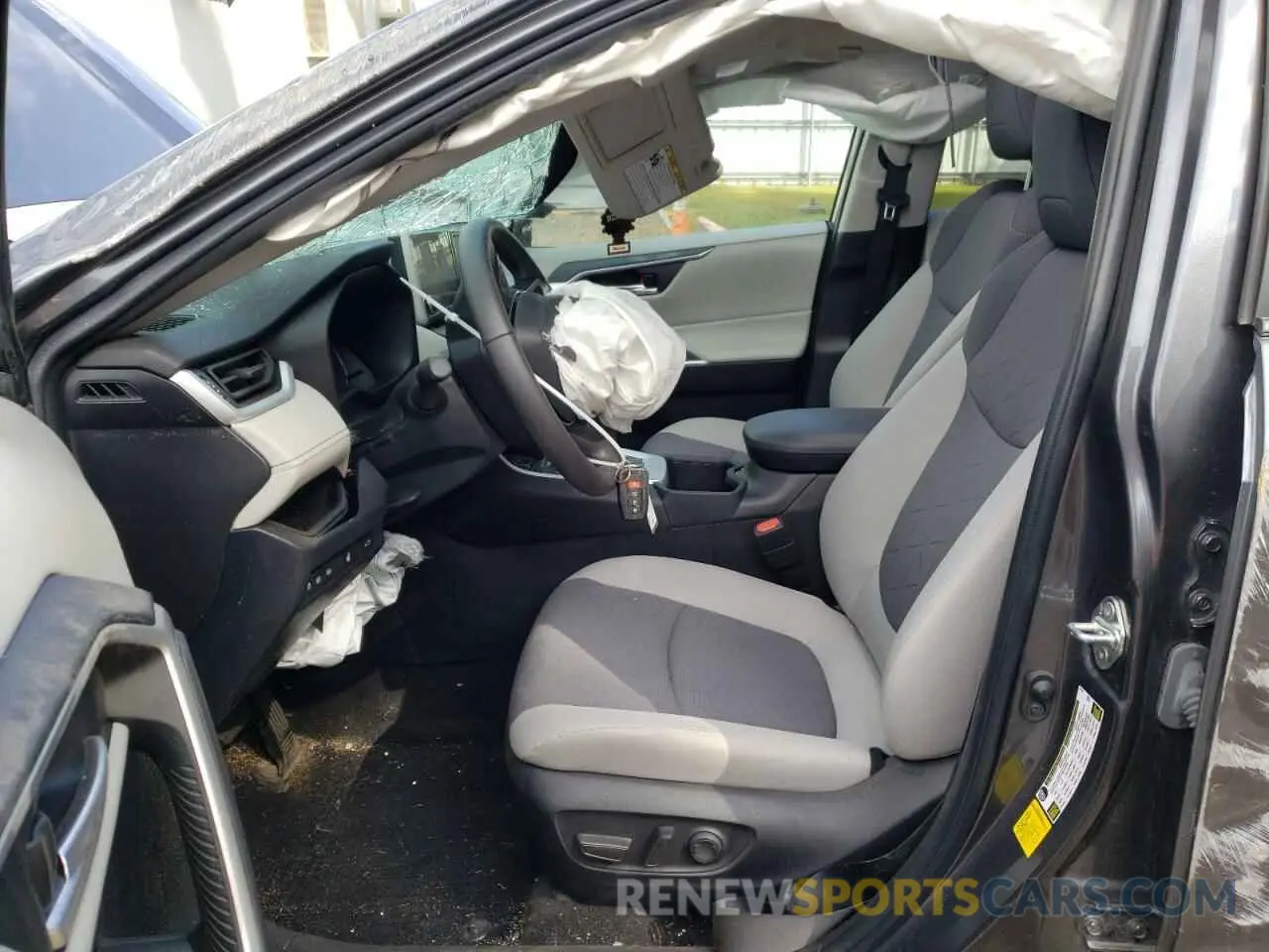 7 Photograph of a damaged car 2T3P1RFV7PC339431 TOYOTA RAV4 2023