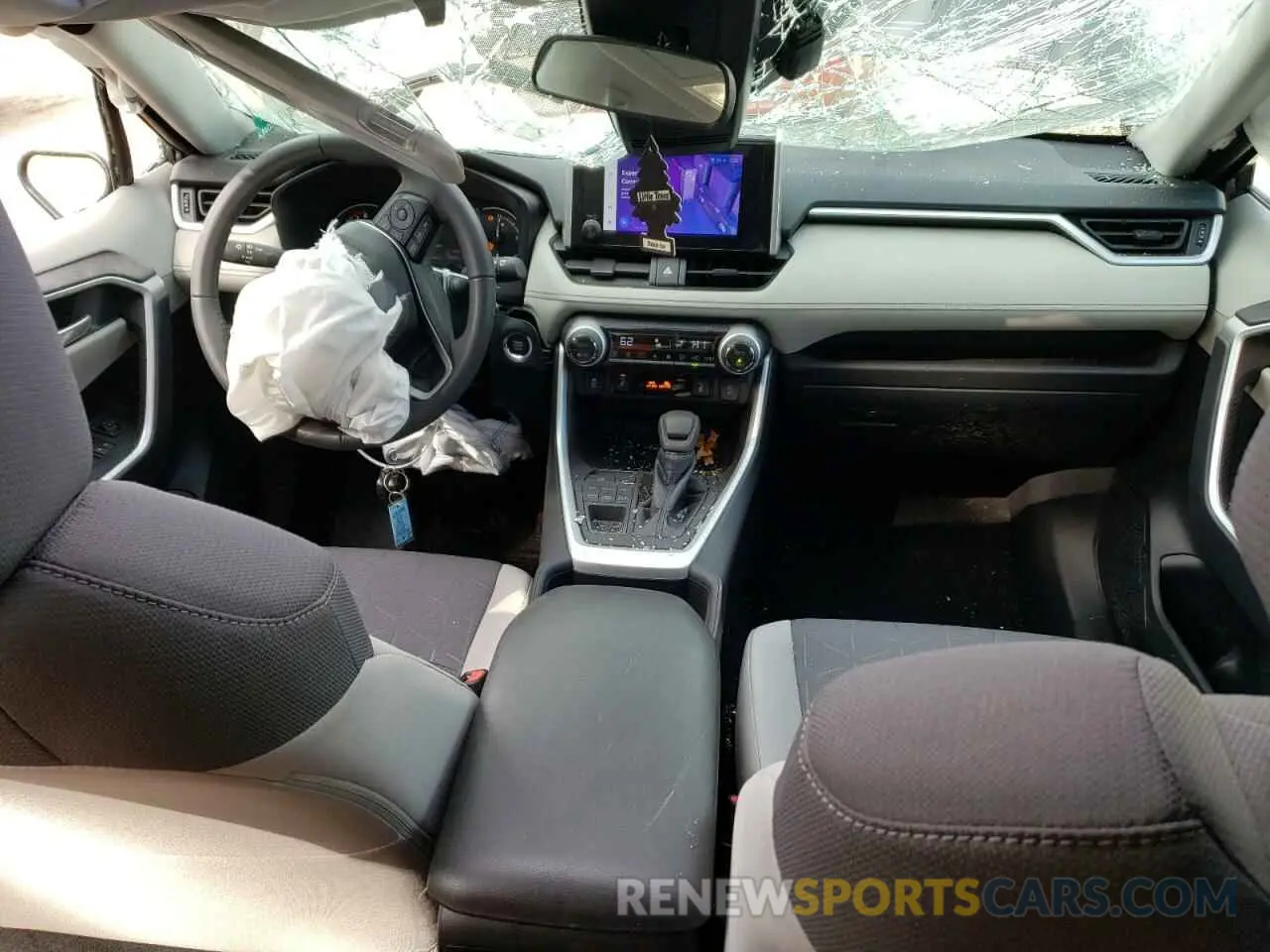 8 Photograph of a damaged car 2T3P1RFV7PC339431 TOYOTA RAV4 2023