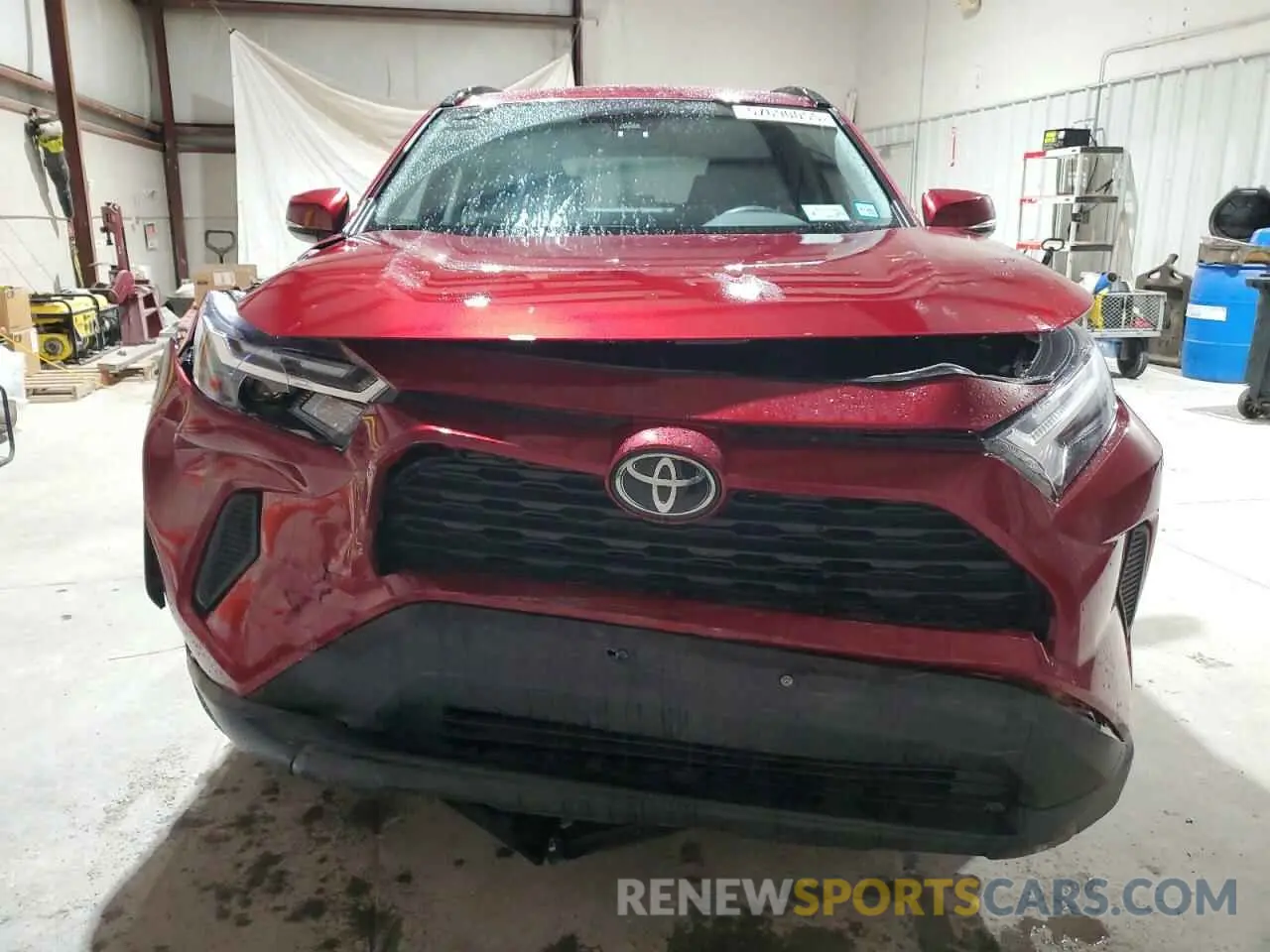 5 Photograph of a damaged car 2T3P1RFV7PW394380 TOYOTA RAV4 2023