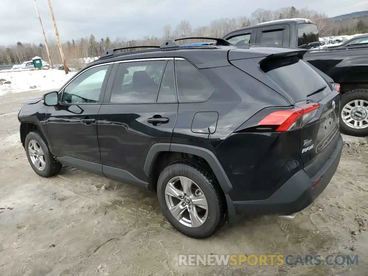 2 Photograph of a damaged car 2T3P1RFV8PC374642 TOYOTA RAV4 2023