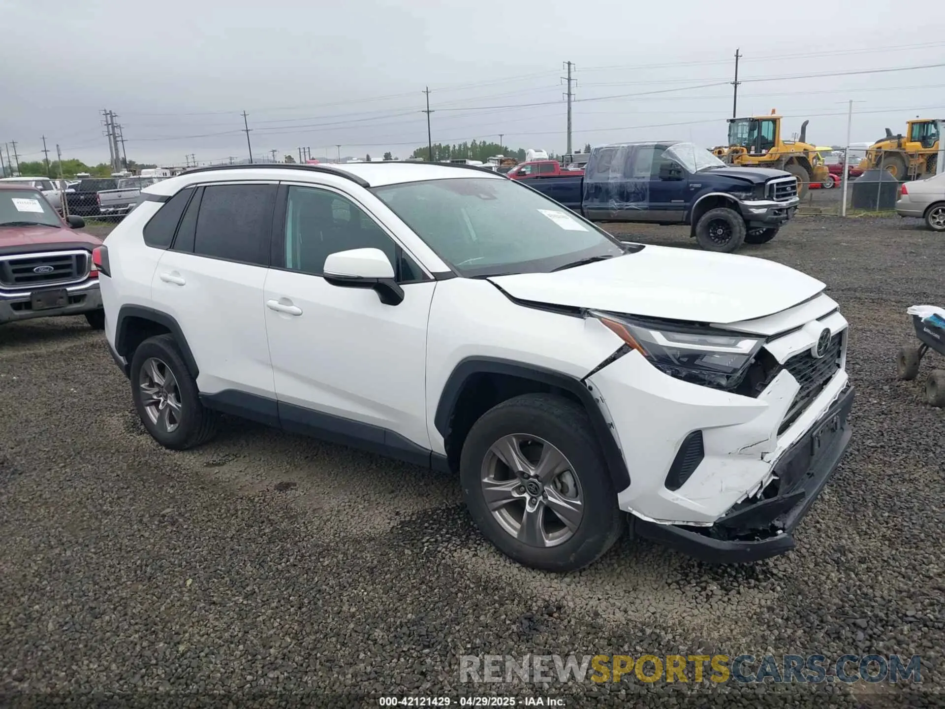 1 Photograph of a damaged car 2T3P1RFV8PW345799 TOYOTA RAV4 2023