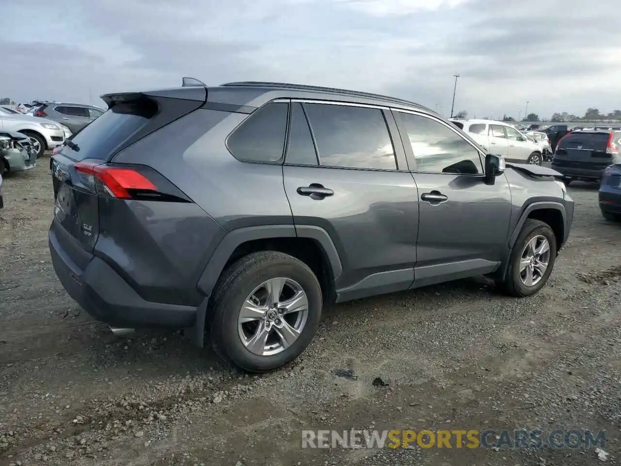 3 Photograph of a damaged car 2T3P1RFV8PW380973 TOYOTA RAV4 2023