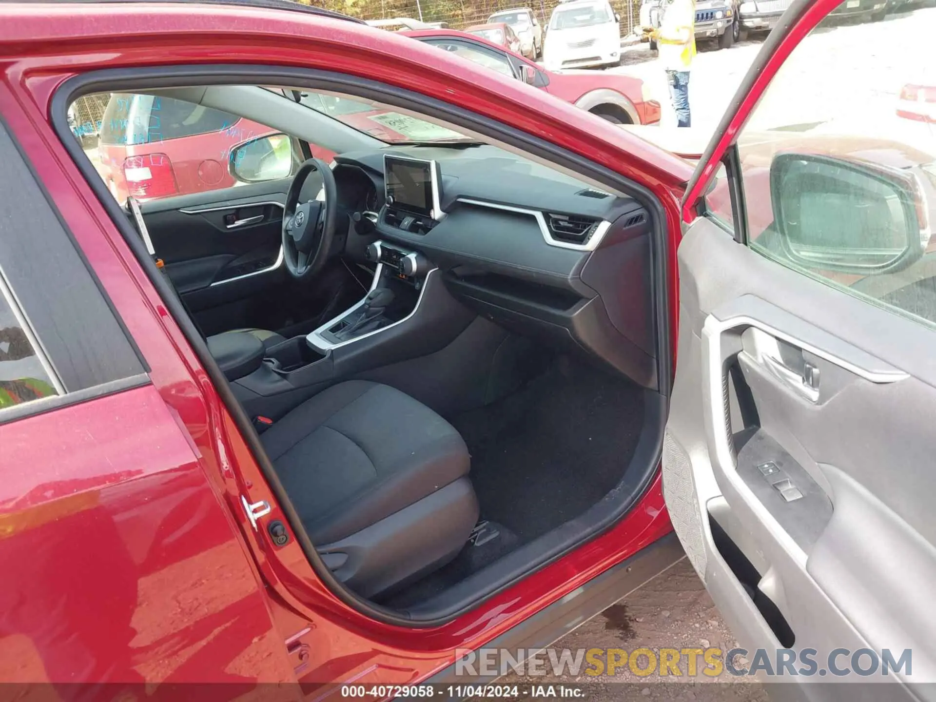 5 Photograph of a damaged car 2T3P1RFV8PW387499 TOYOTA RAV4 2023