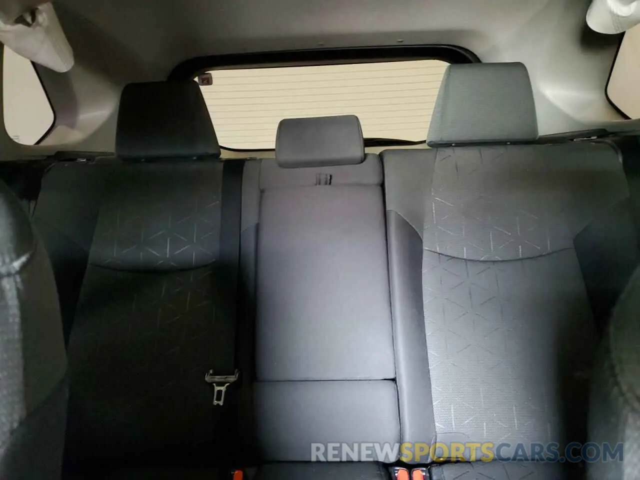10 Photograph of a damaged car 2T3P1RFV9PC338278 TOYOTA RAV4 2023