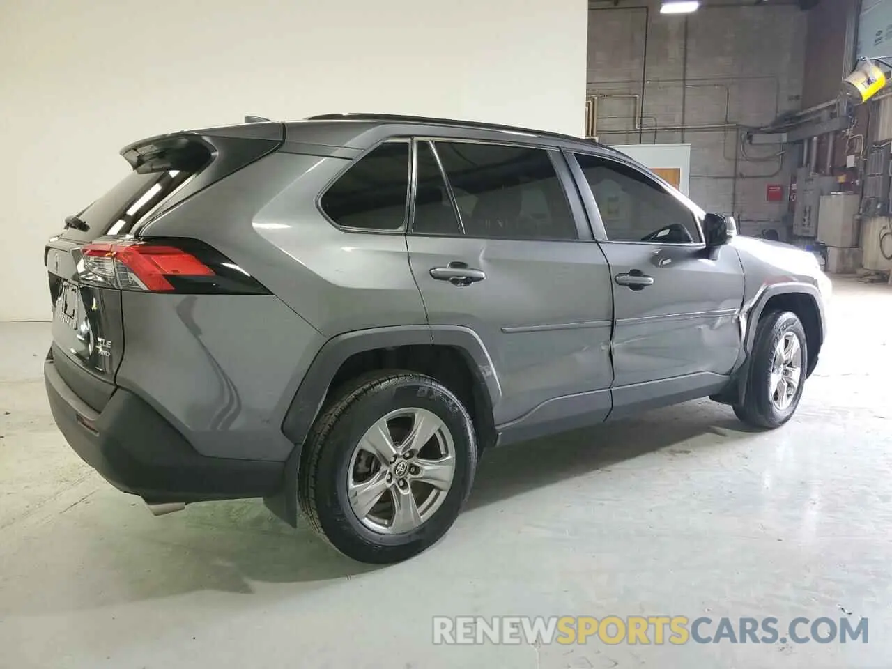 3 Photograph of a damaged car 2T3P1RFV9PC338278 TOYOTA RAV4 2023