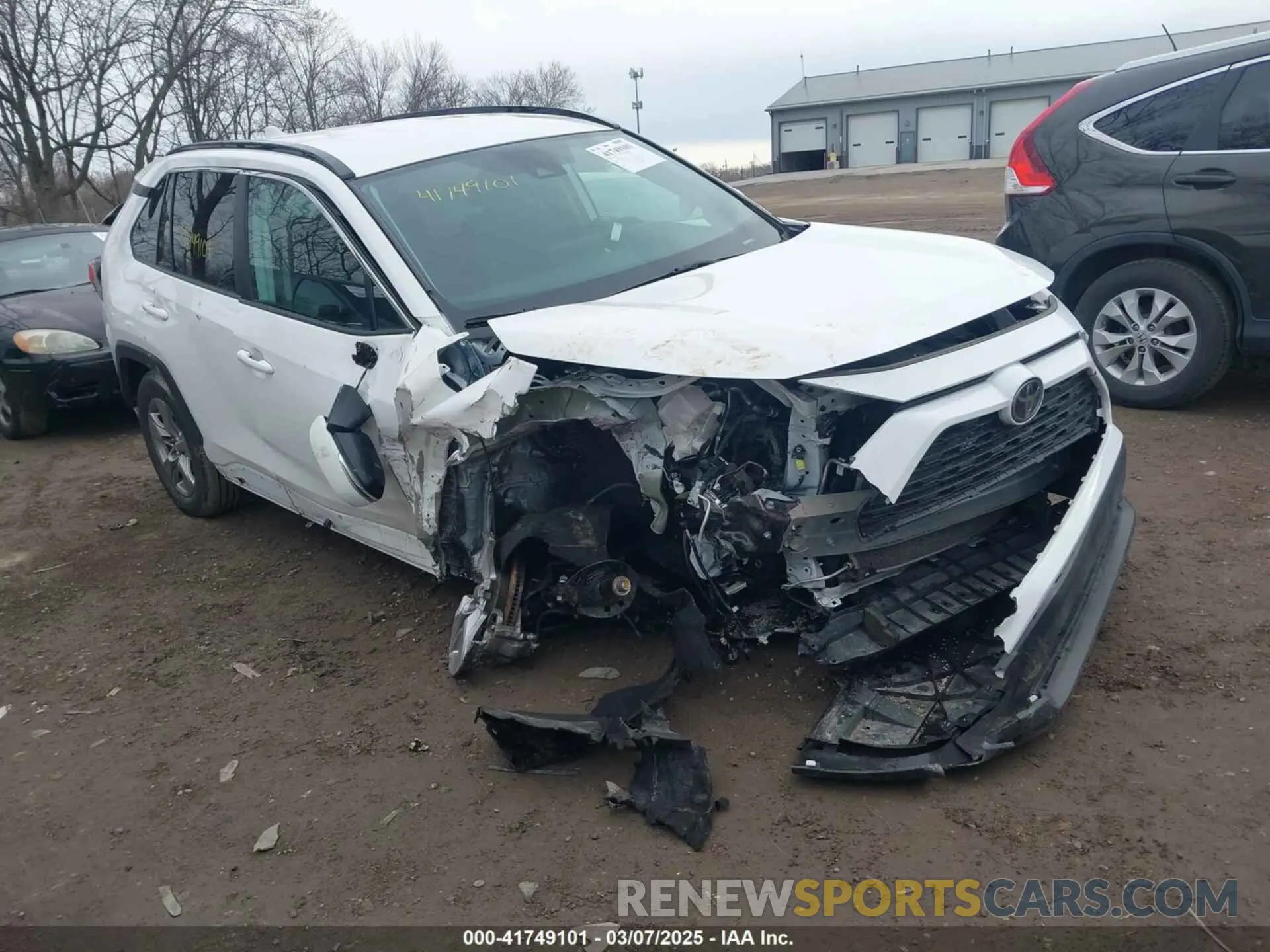 1 Photograph of a damaged car 2T3P1RFV9PW377340 TOYOTA RAV4 2023