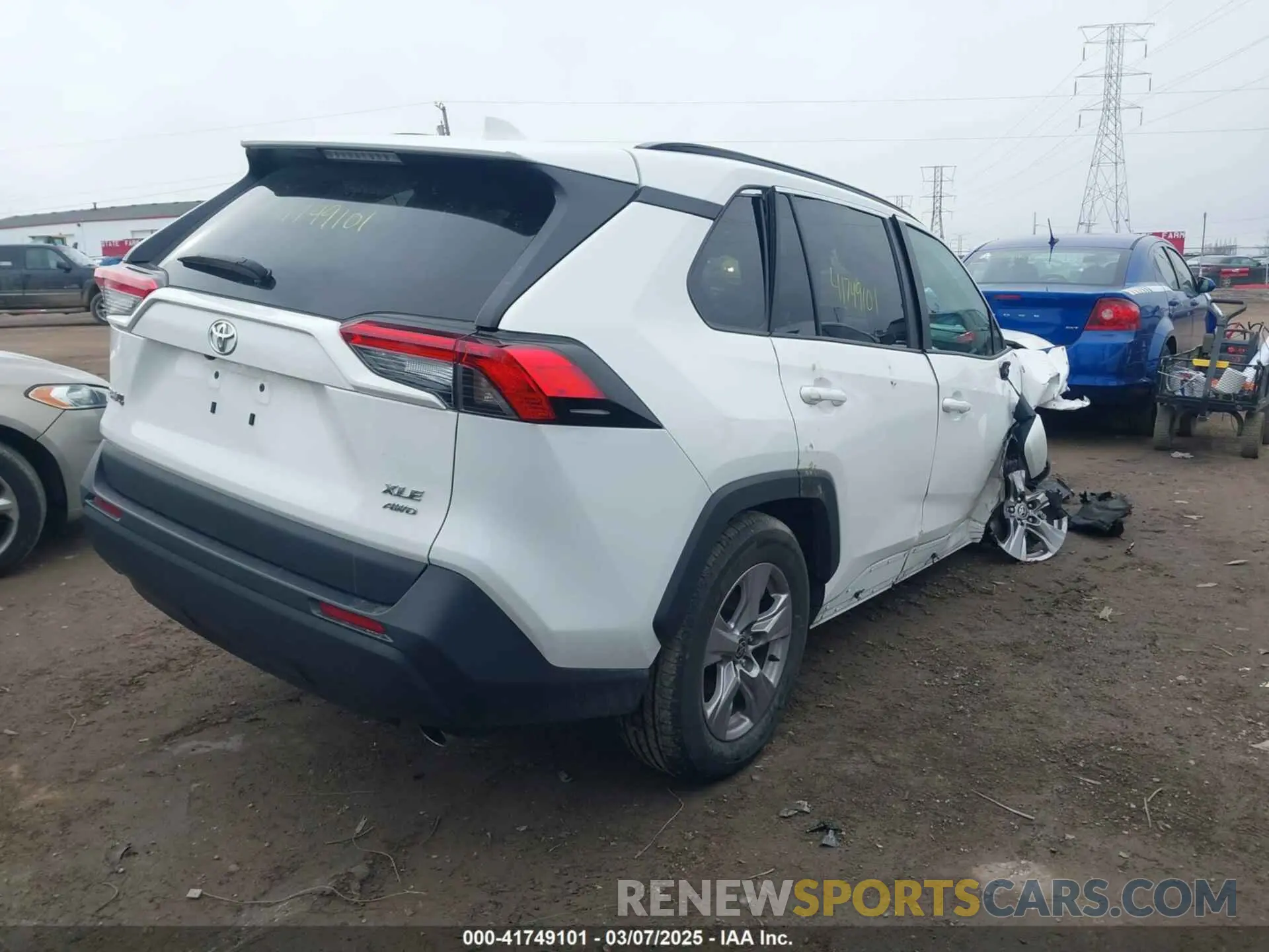 4 Photograph of a damaged car 2T3P1RFV9PW377340 TOYOTA RAV4 2023