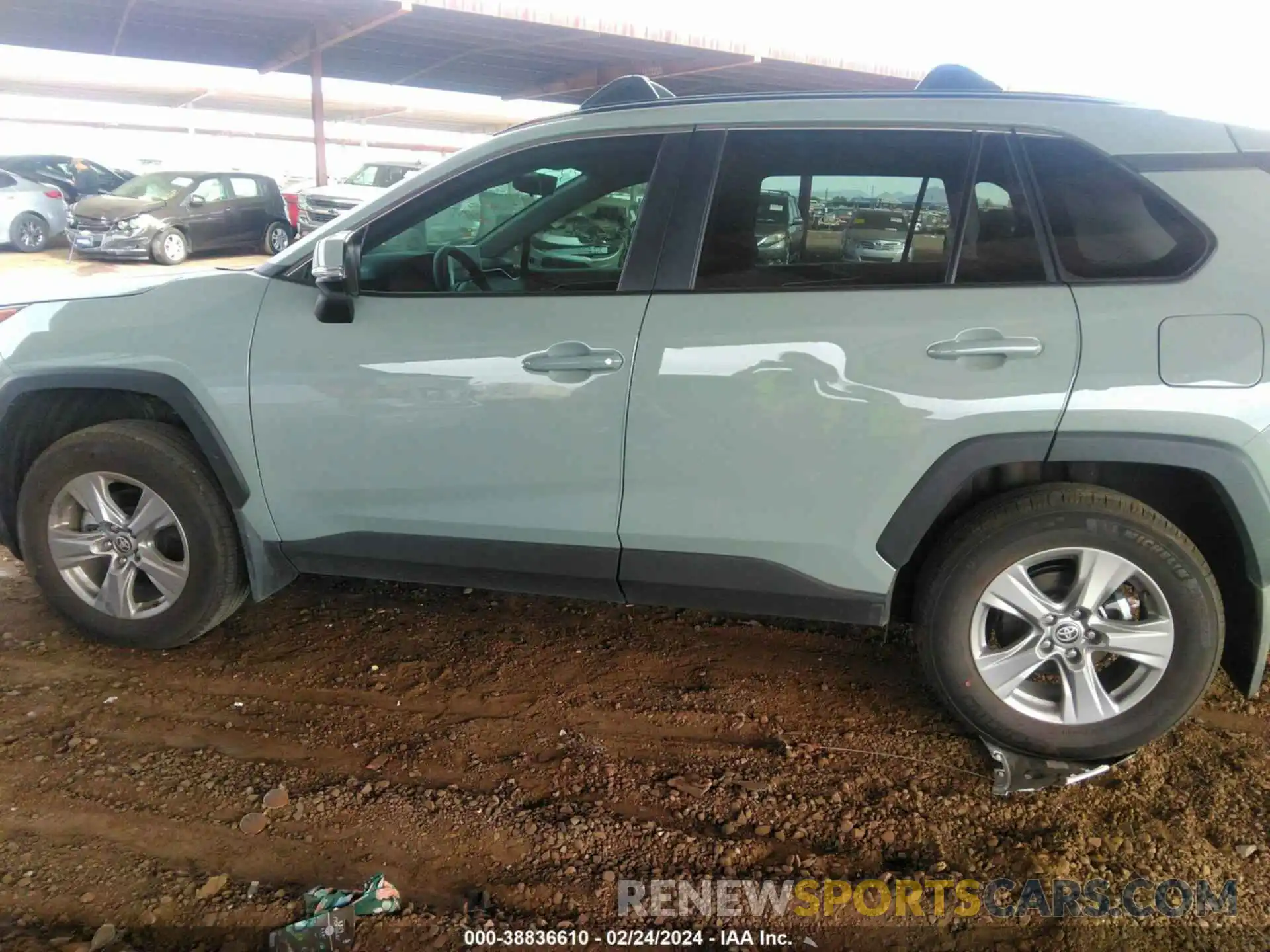 15 Photograph of a damaged car 2T3P1RFV9PW408439 TOYOTA RAV4 2023