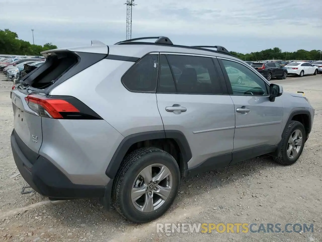 3 Photograph of a damaged car 2T3P1RFVXPC346504 TOYOTA RAV4 2023