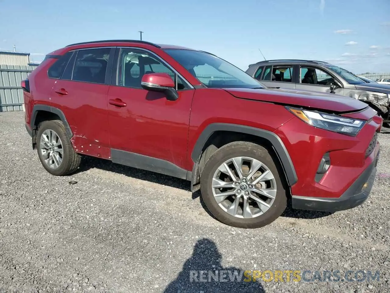 4 Photograph of a damaged car 2T3R1RFV1PW370214 TOYOTA RAV4 2023