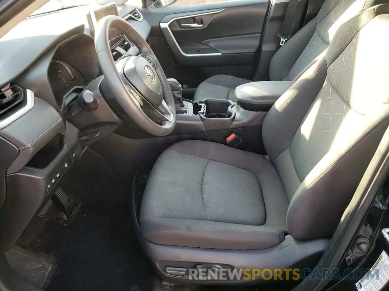 7 Photograph of a damaged car 2T3R1RFV2PC348501 TOYOTA RAV4 2023