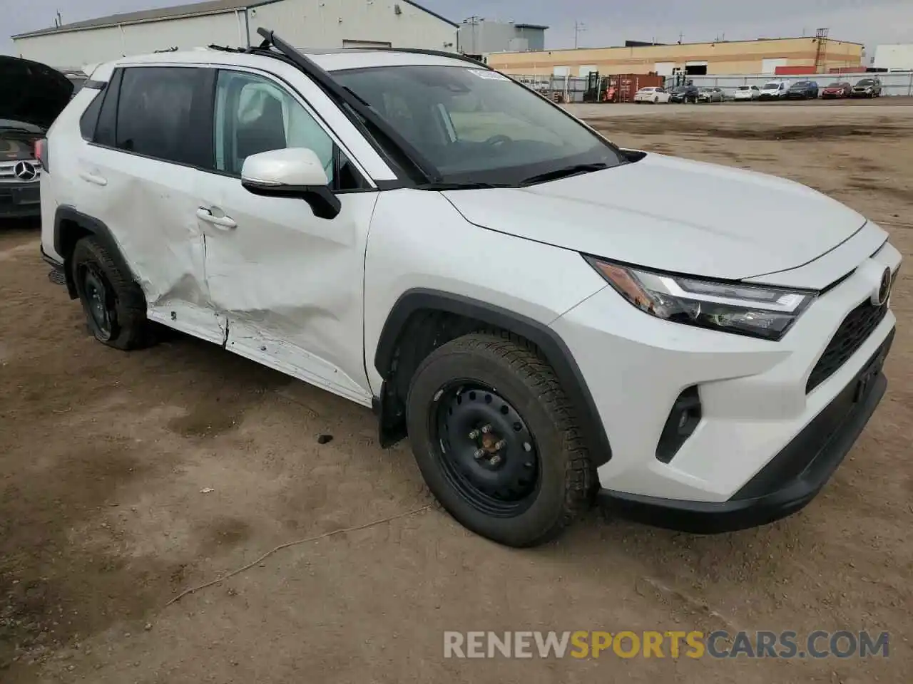 4 Photograph of a damaged car 2T3R1RFV8PW343317 TOYOTA RAV4 2023