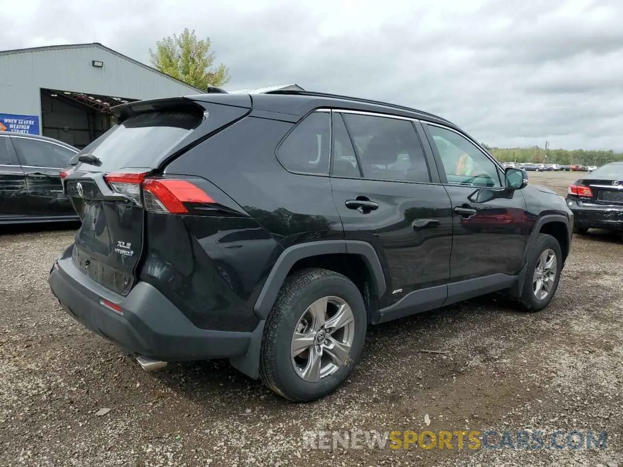 3 Photograph of a damaged car 2T3RWRFV3PW160943 TOYOTA RAV4 2023